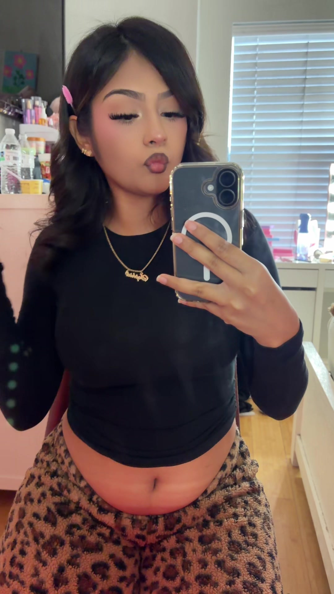 @️