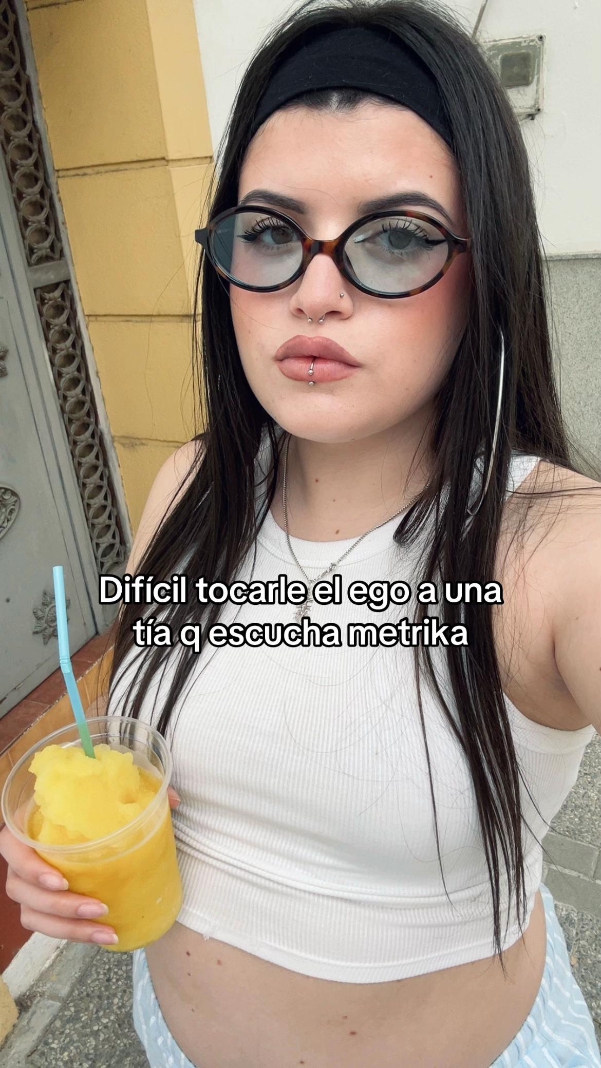 @𝔄𝔩𝔢𝔧𝔞𝔫𝔡𝔯𝔞 🧛🏻&zwj;♀️