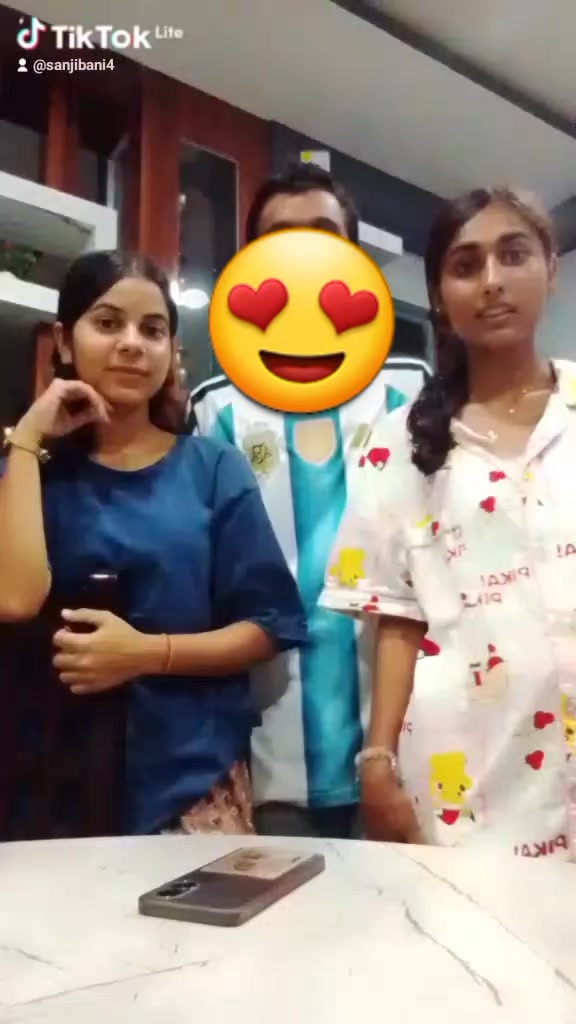 @R🫂