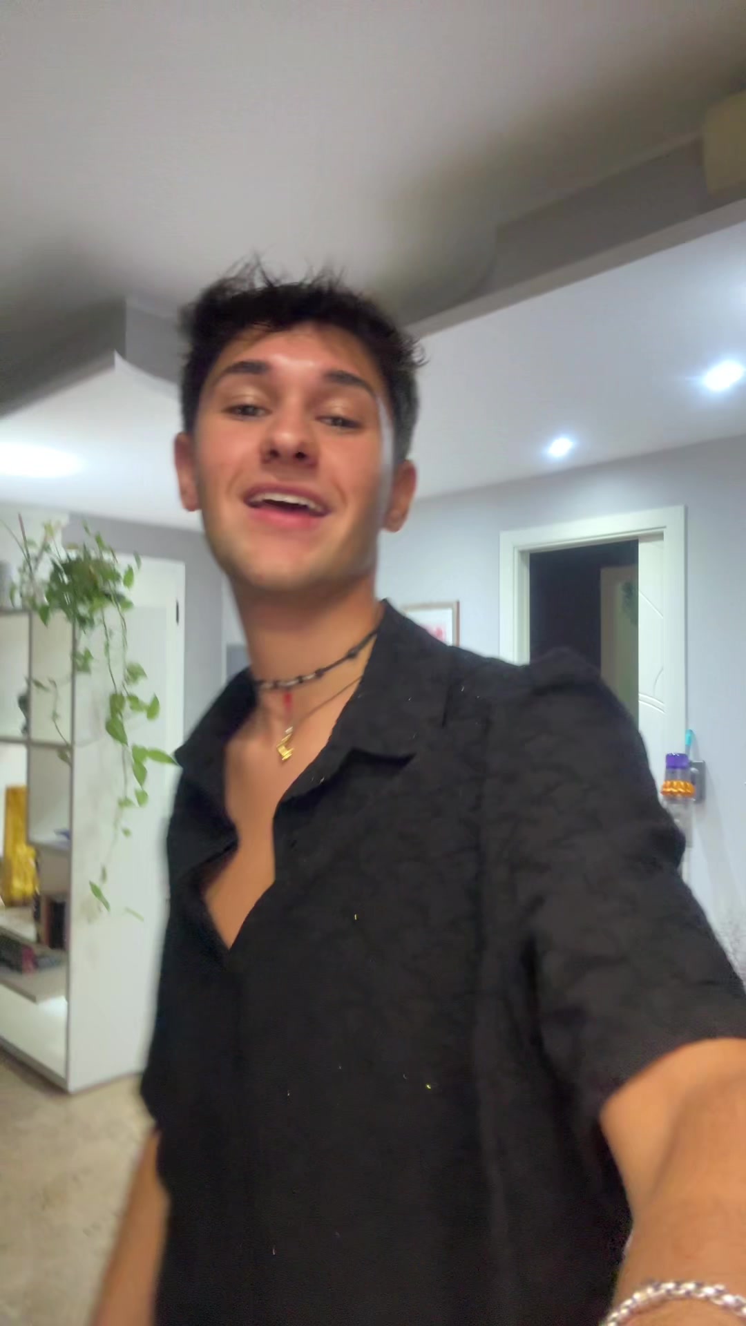 @tom🦖