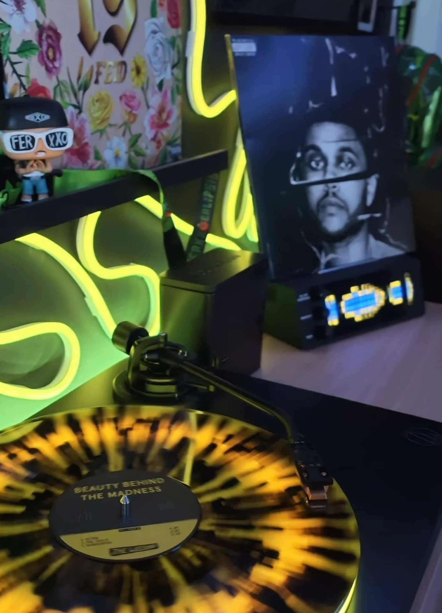 @‼️HIDEF VINYL‼️