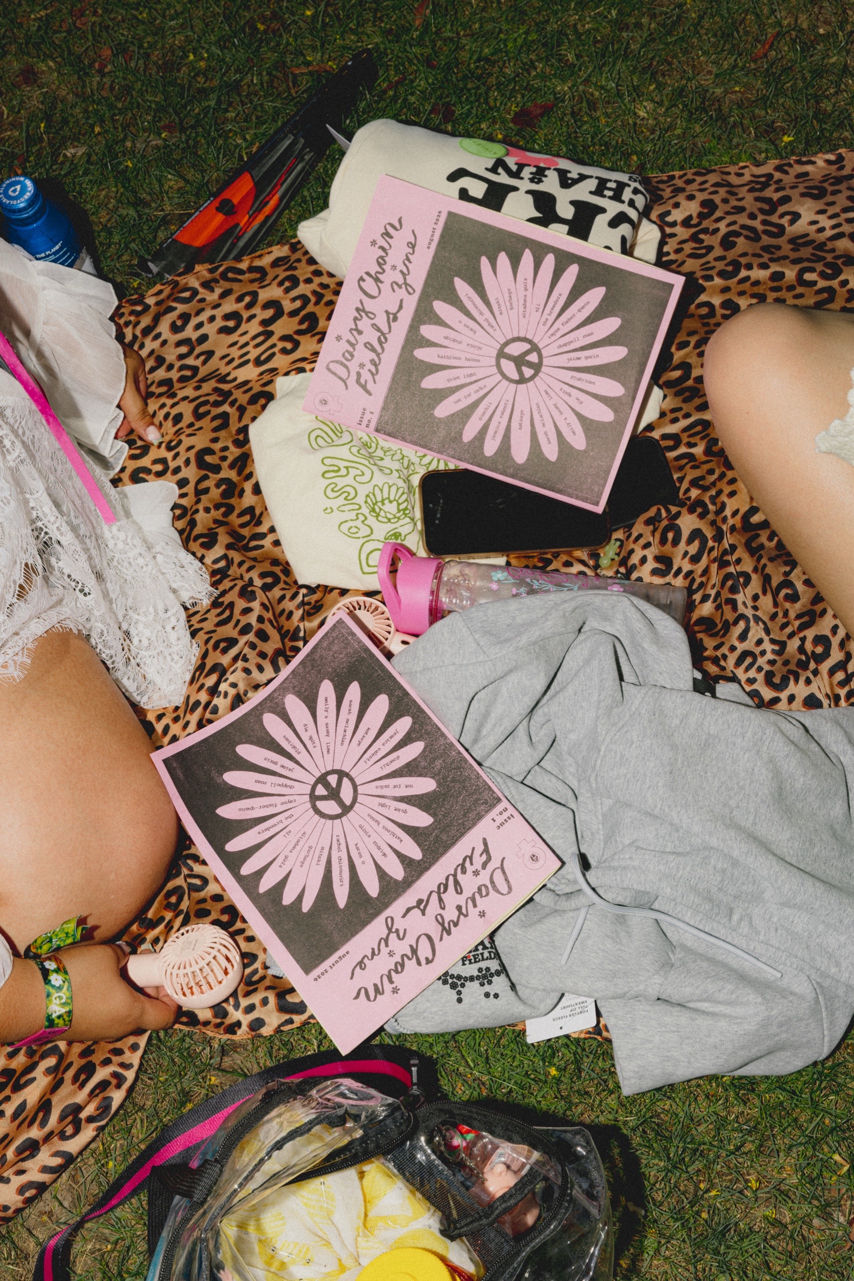@Daisy Chain Fields