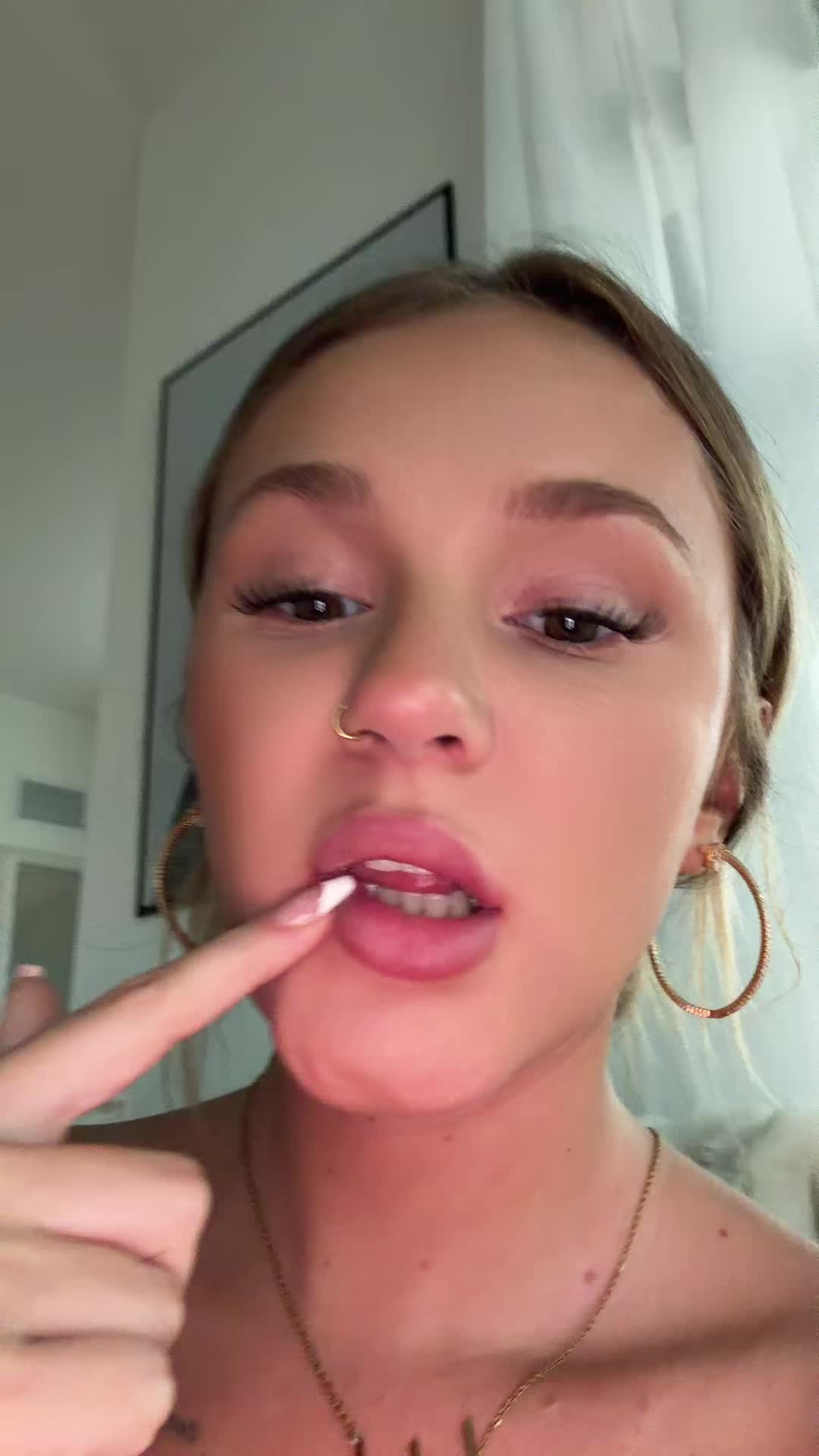 @ella