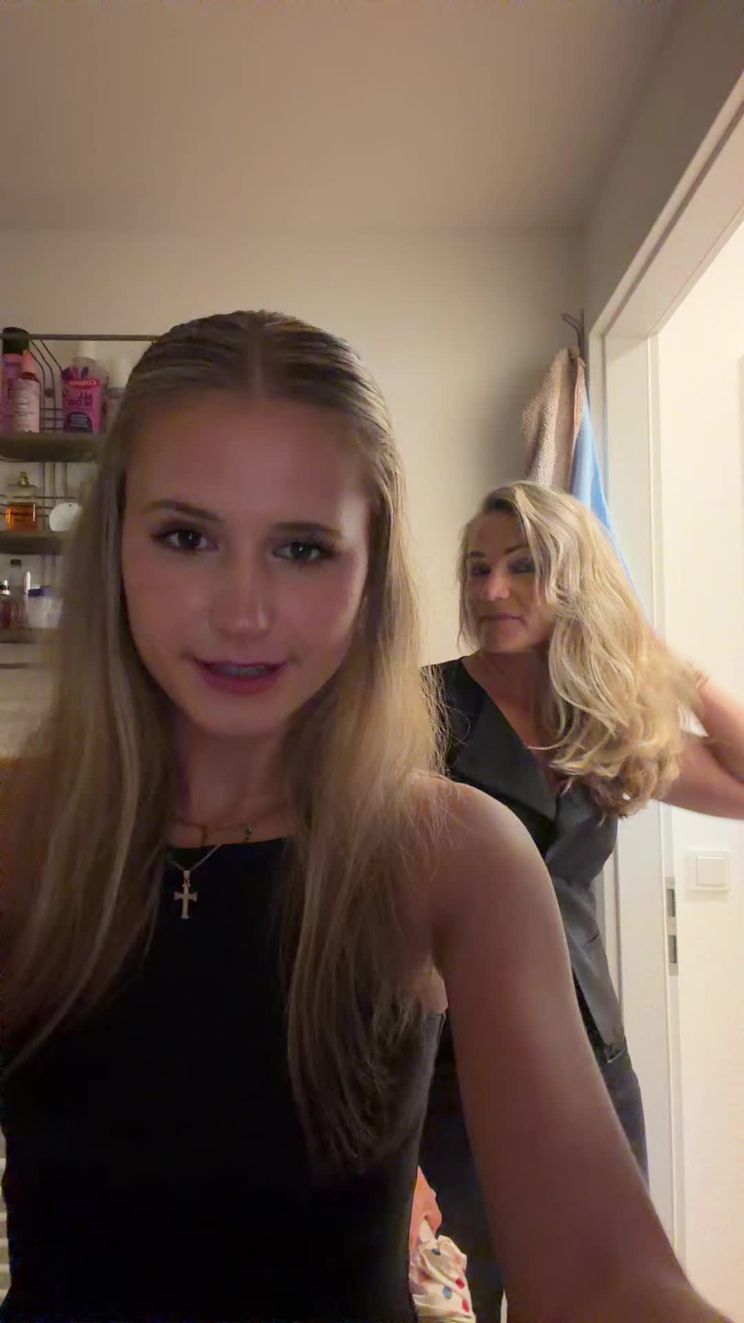 @juliaa