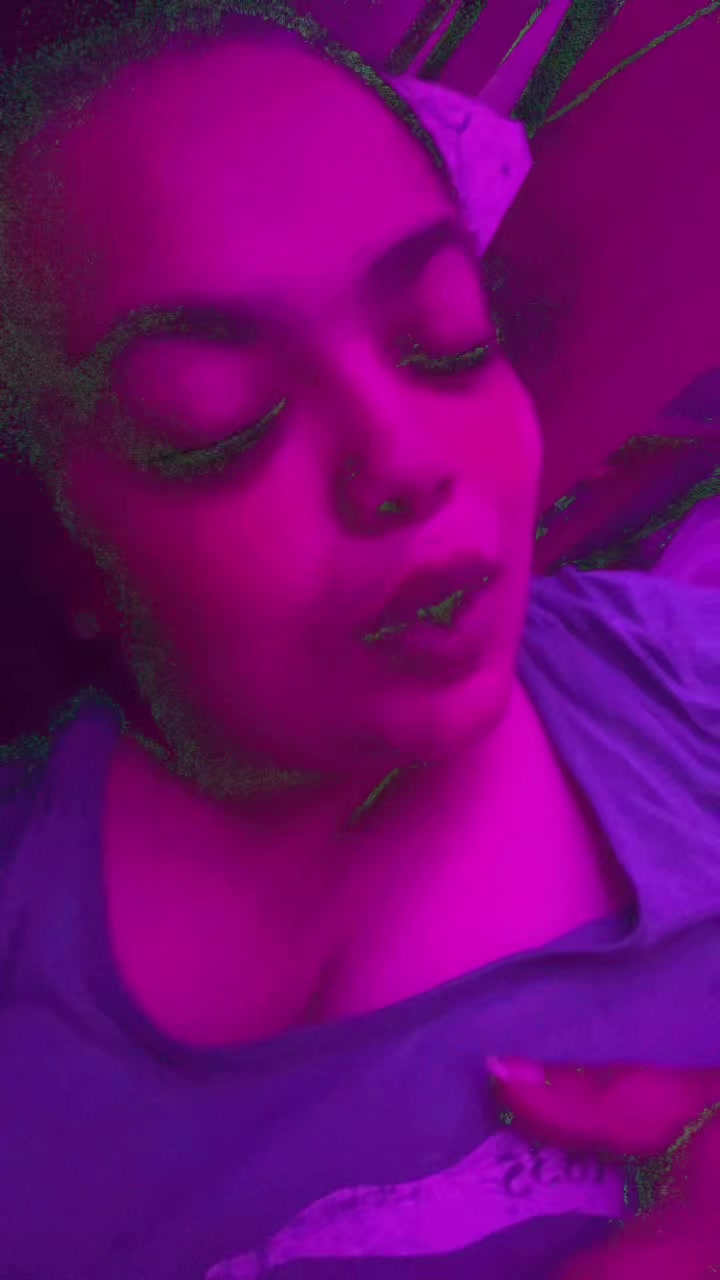 @🫣🩵Nina-Nicole🤍🌕🎹🥊🖖🏻🧡