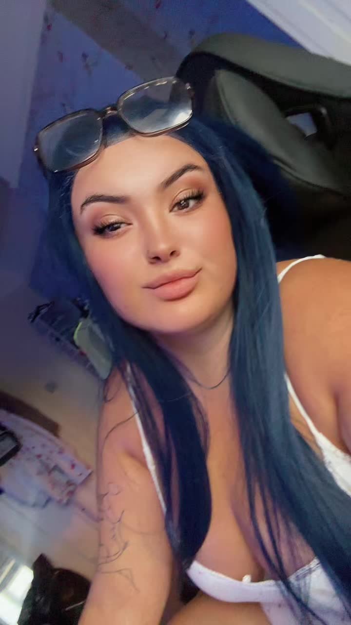 @Megan-Louise 👑
