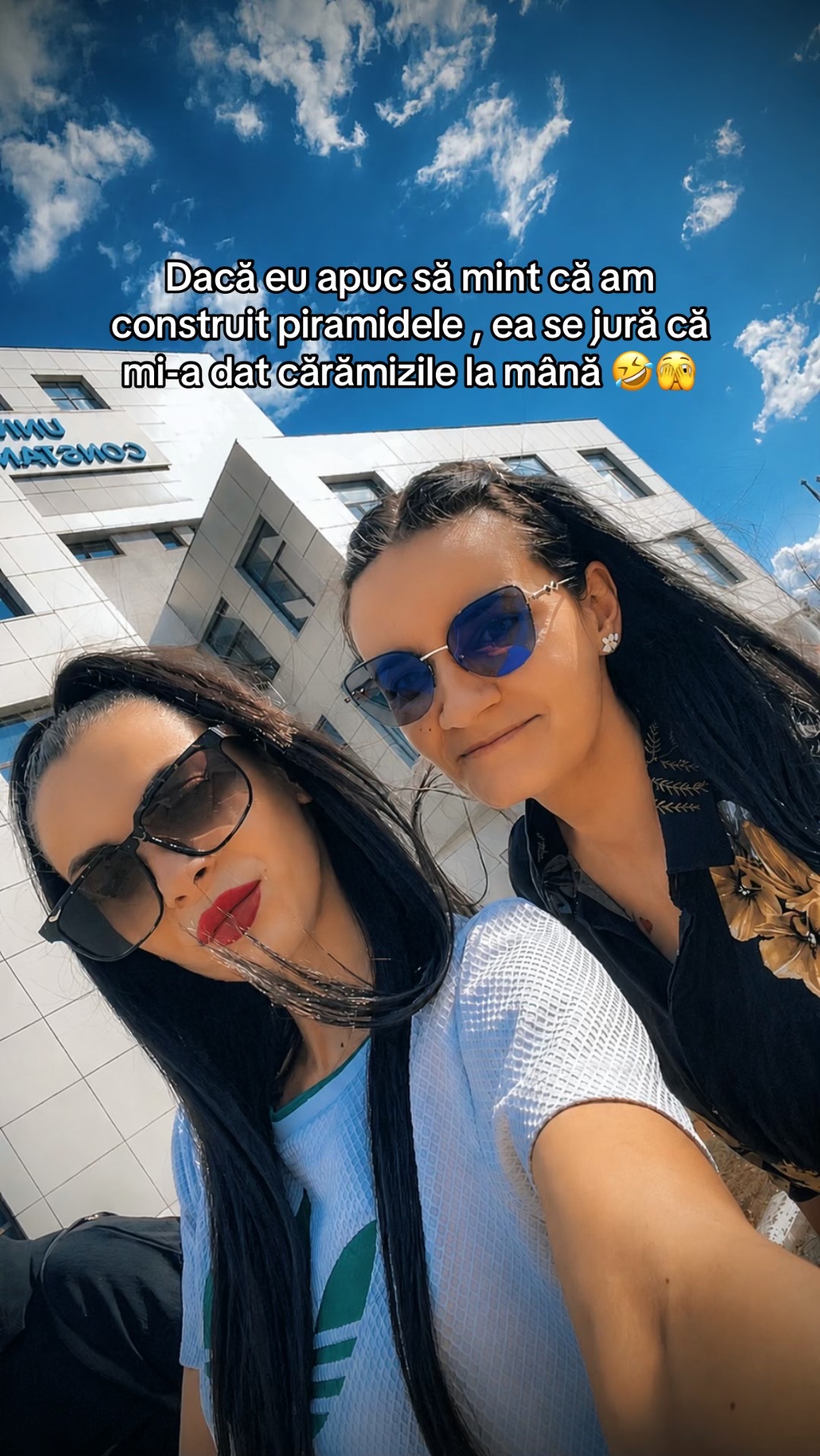 @Ela🖤