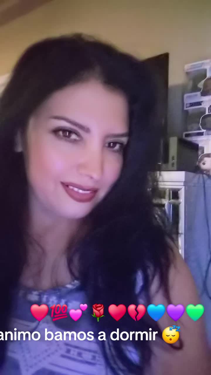 @Mar&iacute;a Elena