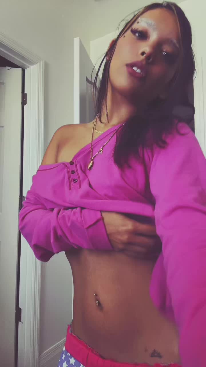 @bellaa