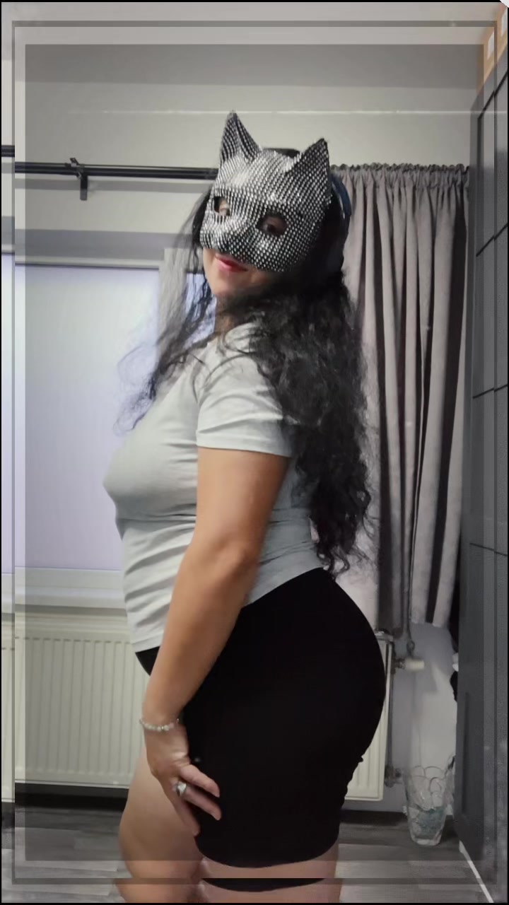 @aveliamoon