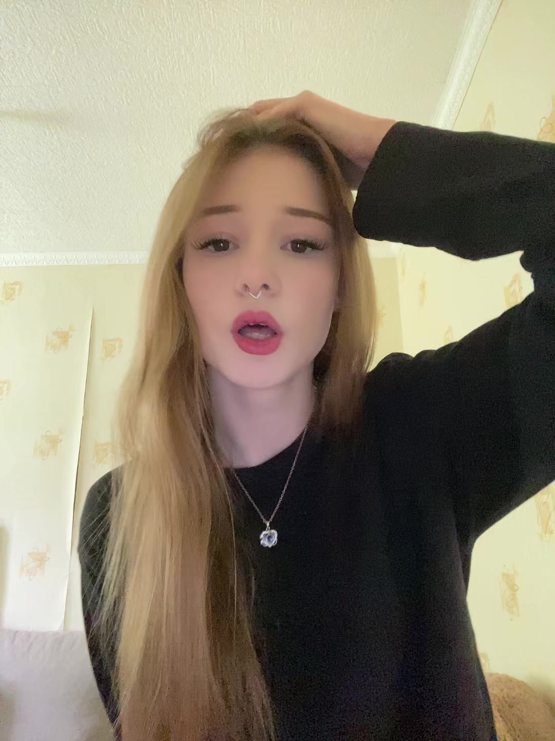 @nadenka
