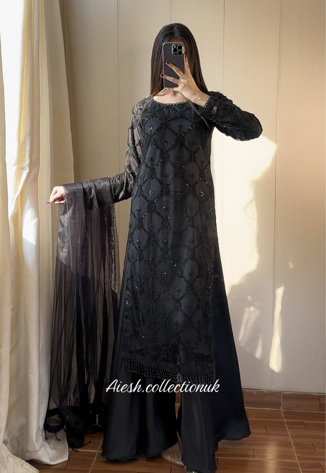 @aiesh.collectionuk