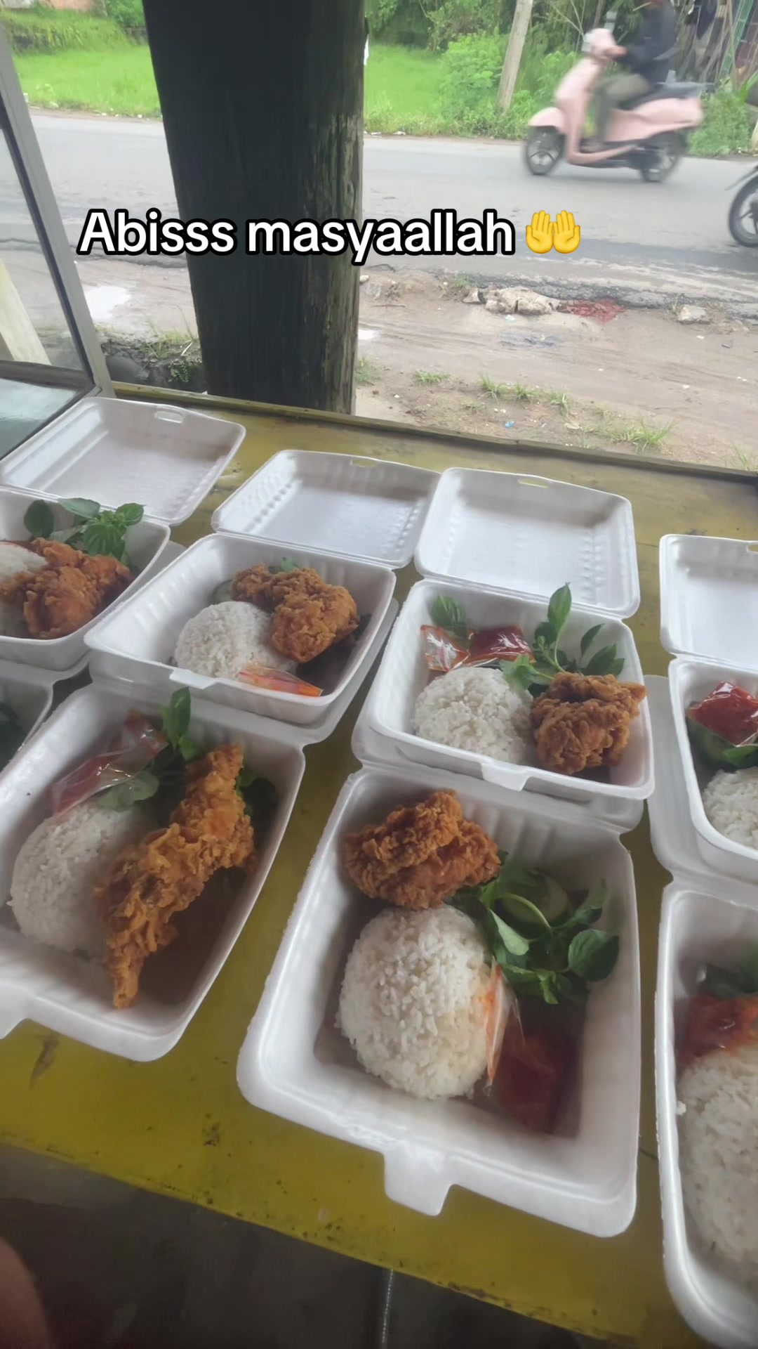 @Kedai "EKA JAYA "Punggur