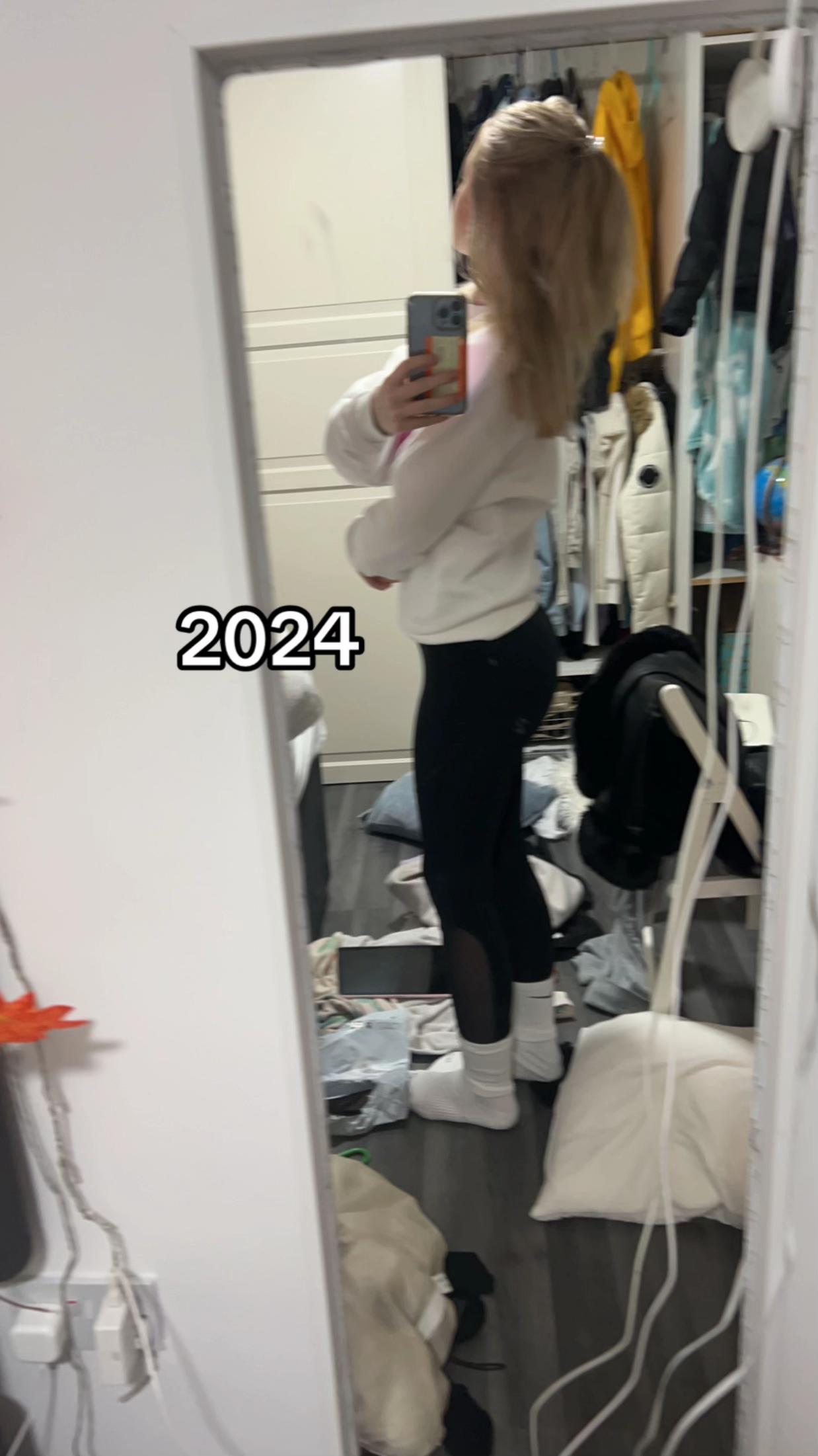 @𝓬𝓱𝓪𝓻𝓵𝓲🏋️&zwj;♀️