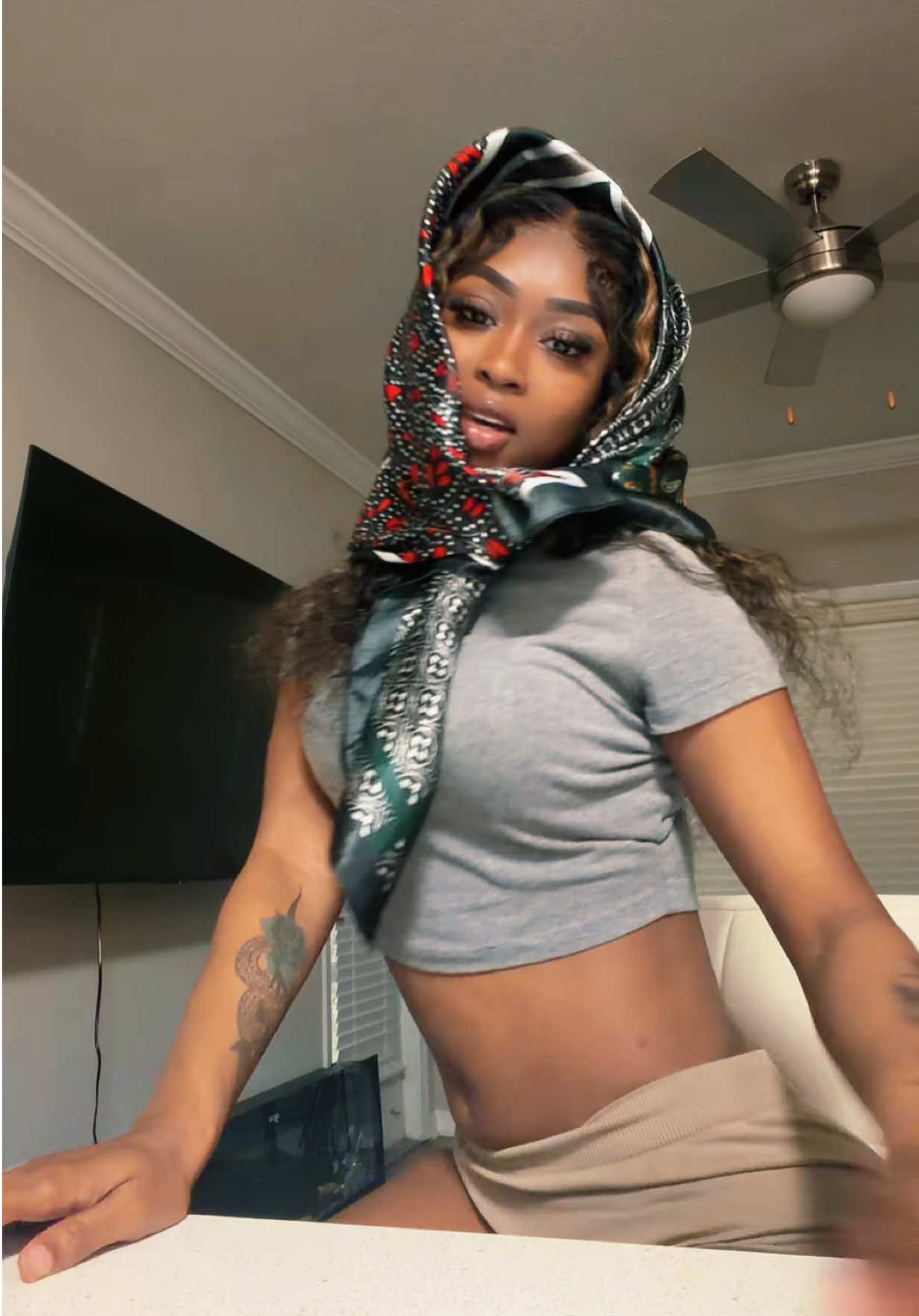@_Queen_Zaeee