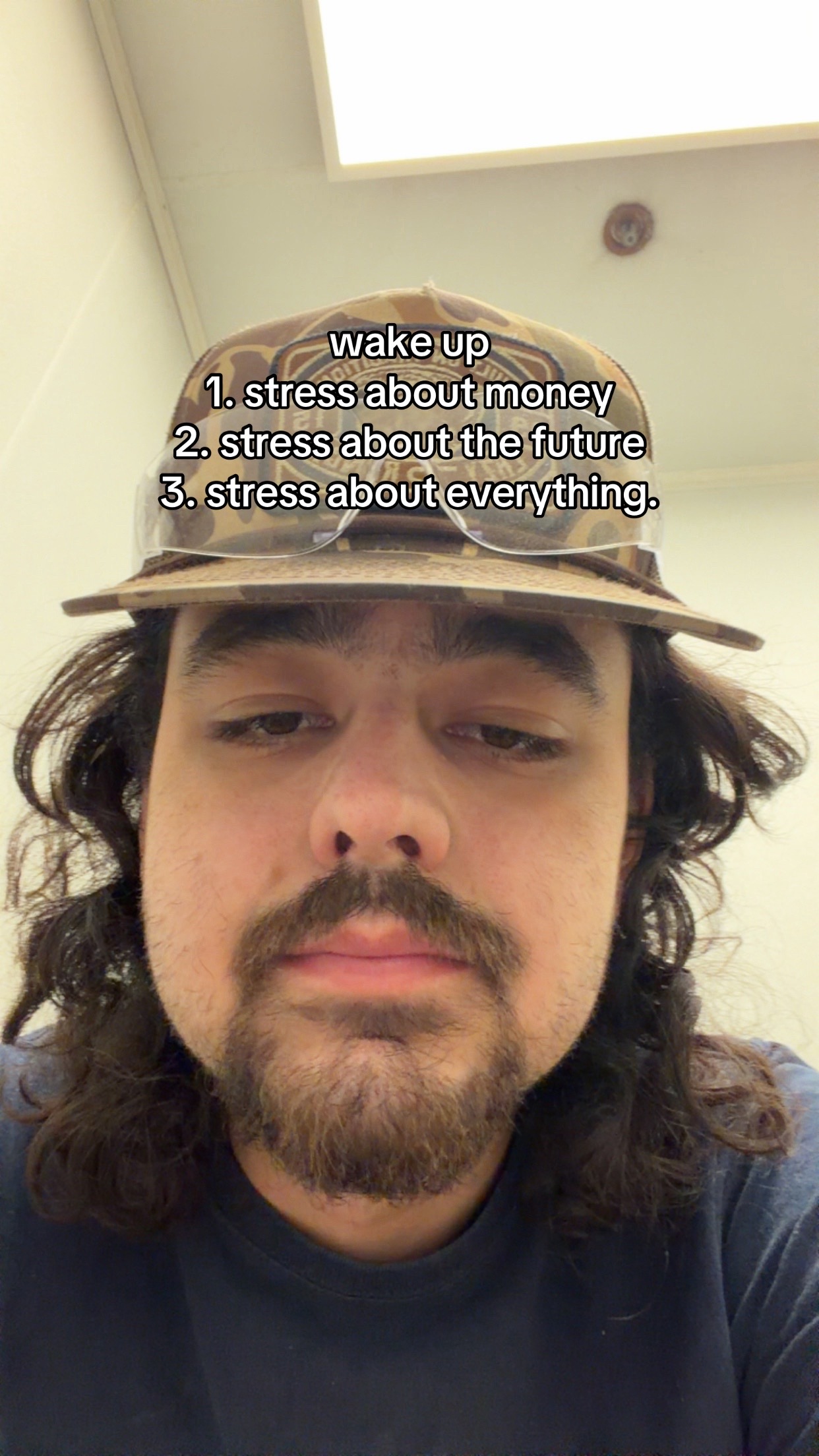 @️