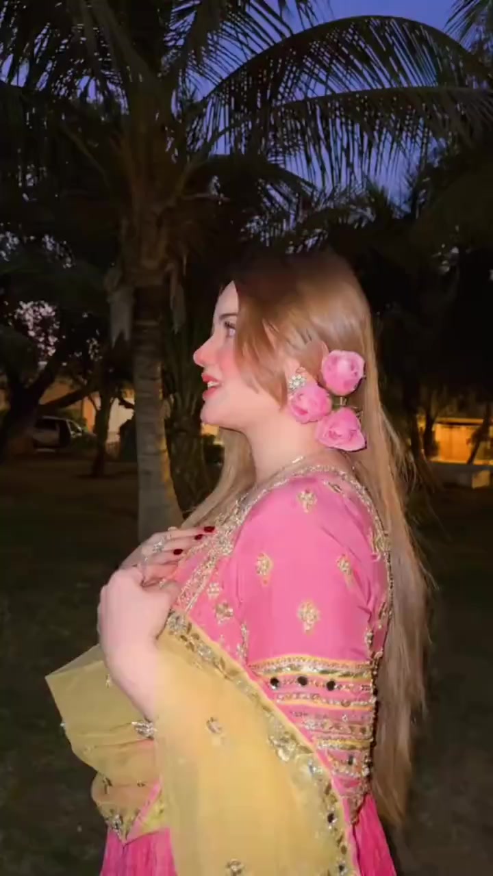 @RabeecaKashif