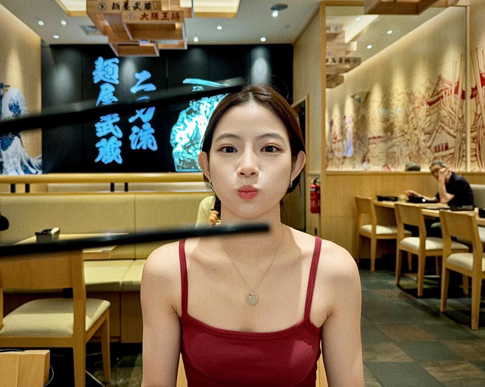 @kelynn