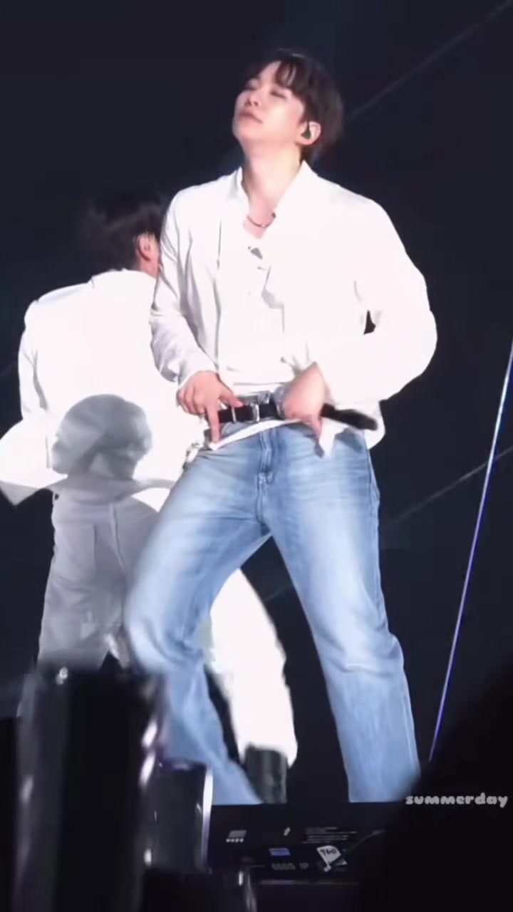 @Junho_onLeeyz