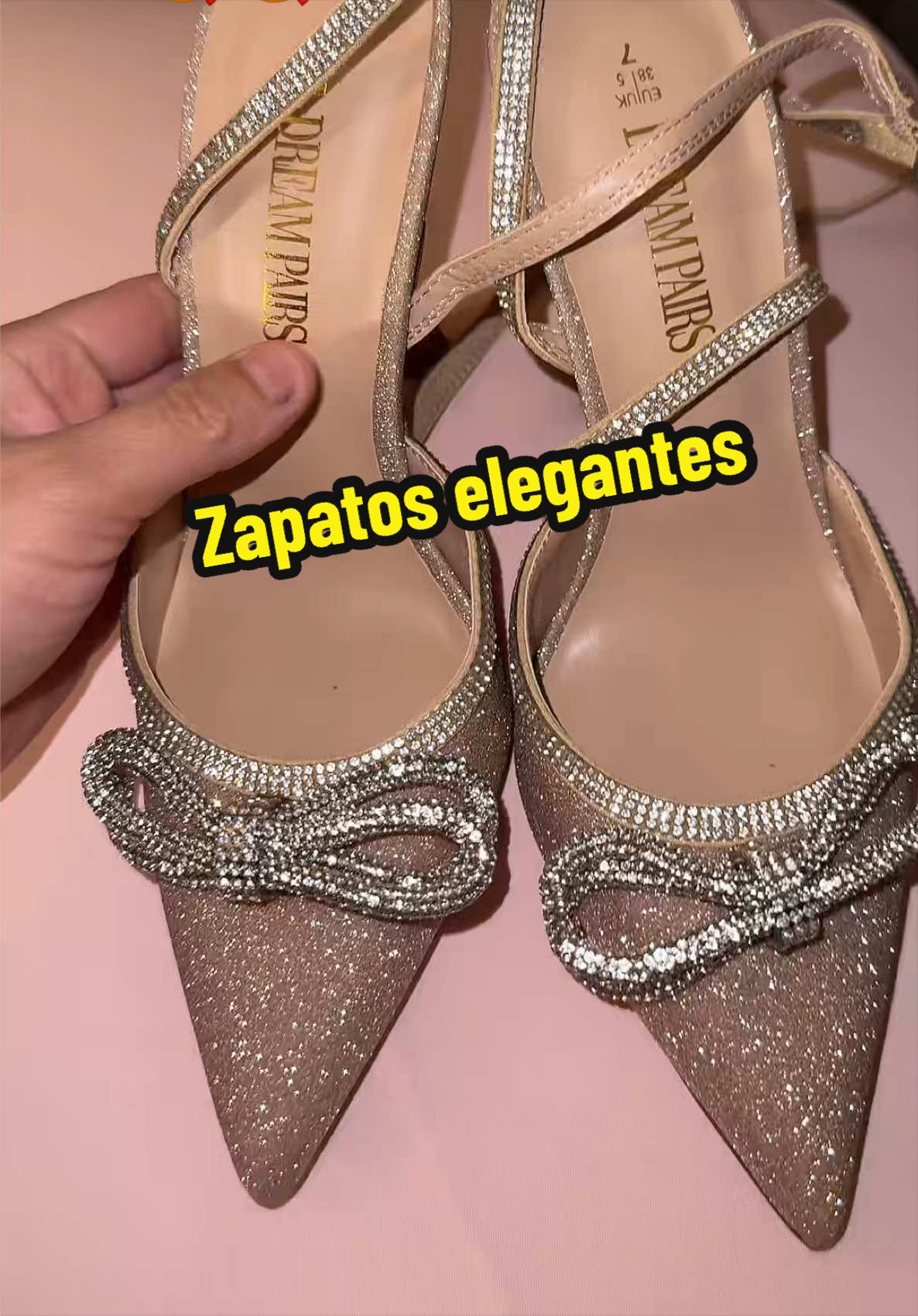 @𝓐𝓫𝓫𝔂 𝓶𝓸𝓻𝓪𝓭𝓮𝓵👗🛍️