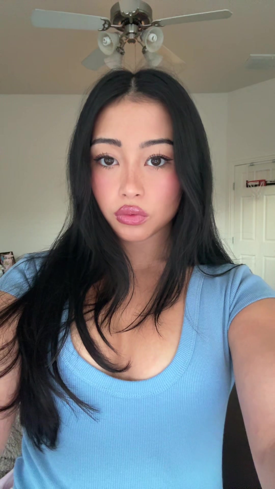 @Mini Mikaela🎀
