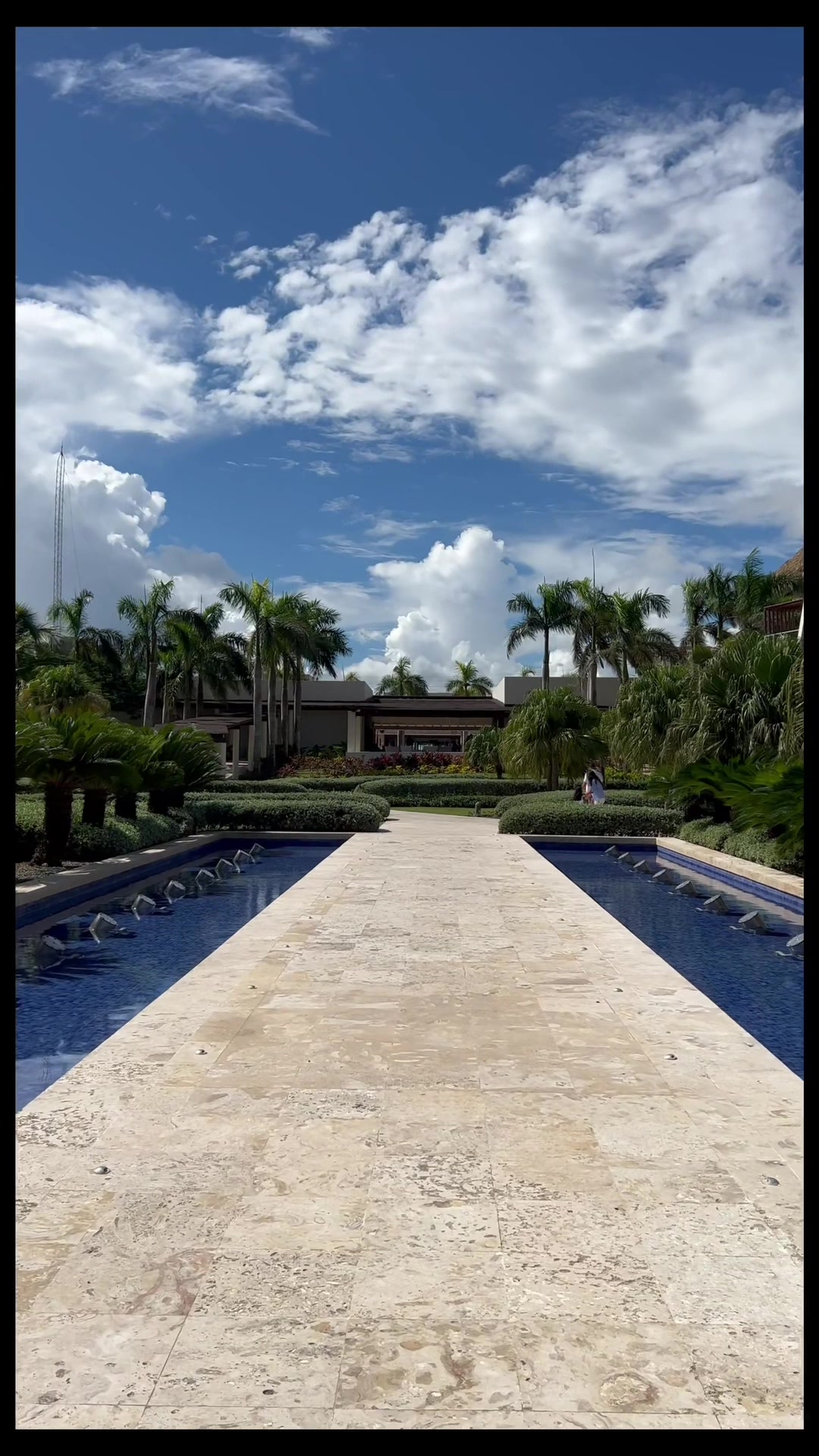 @Evelyn Caba, Travel Agent