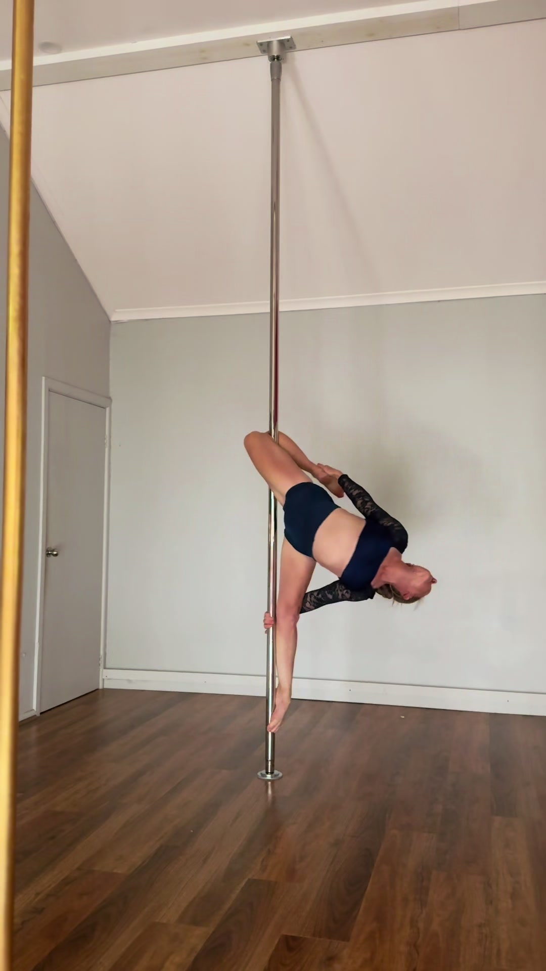 @The Graceful PoleDancer