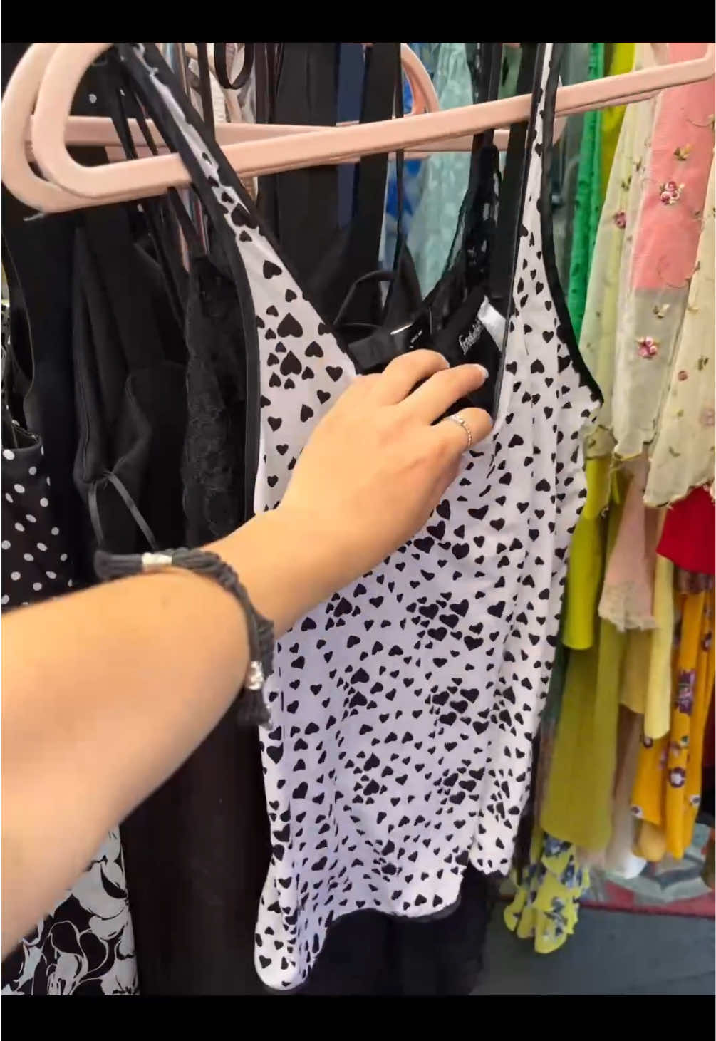 @Y2kvintage818