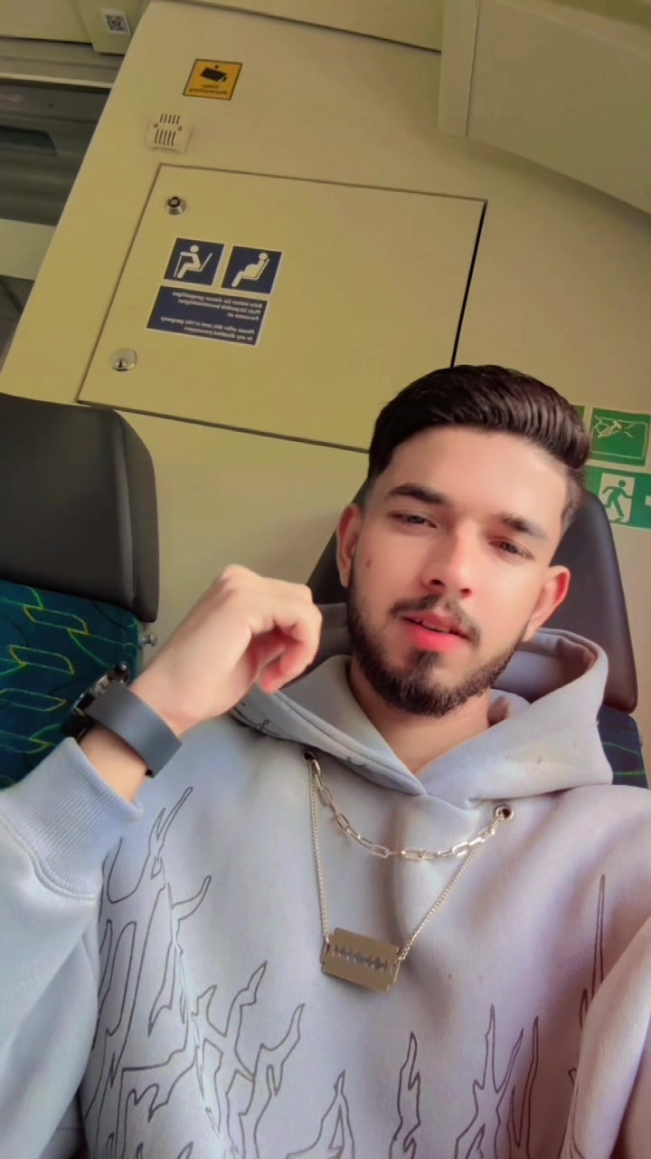 @RJ 🇩🇪
