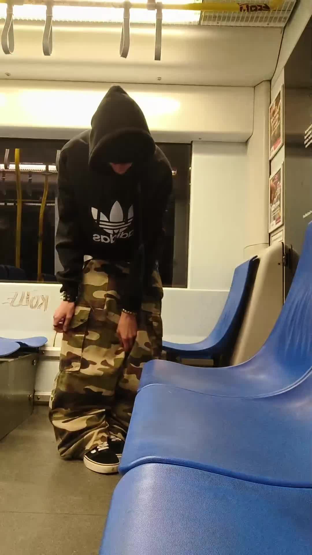 @davo420