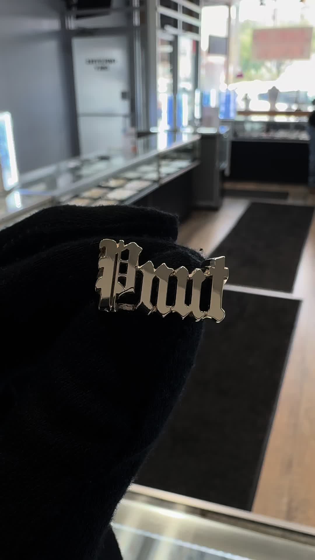 @Tito&rsquo;s Jewelry