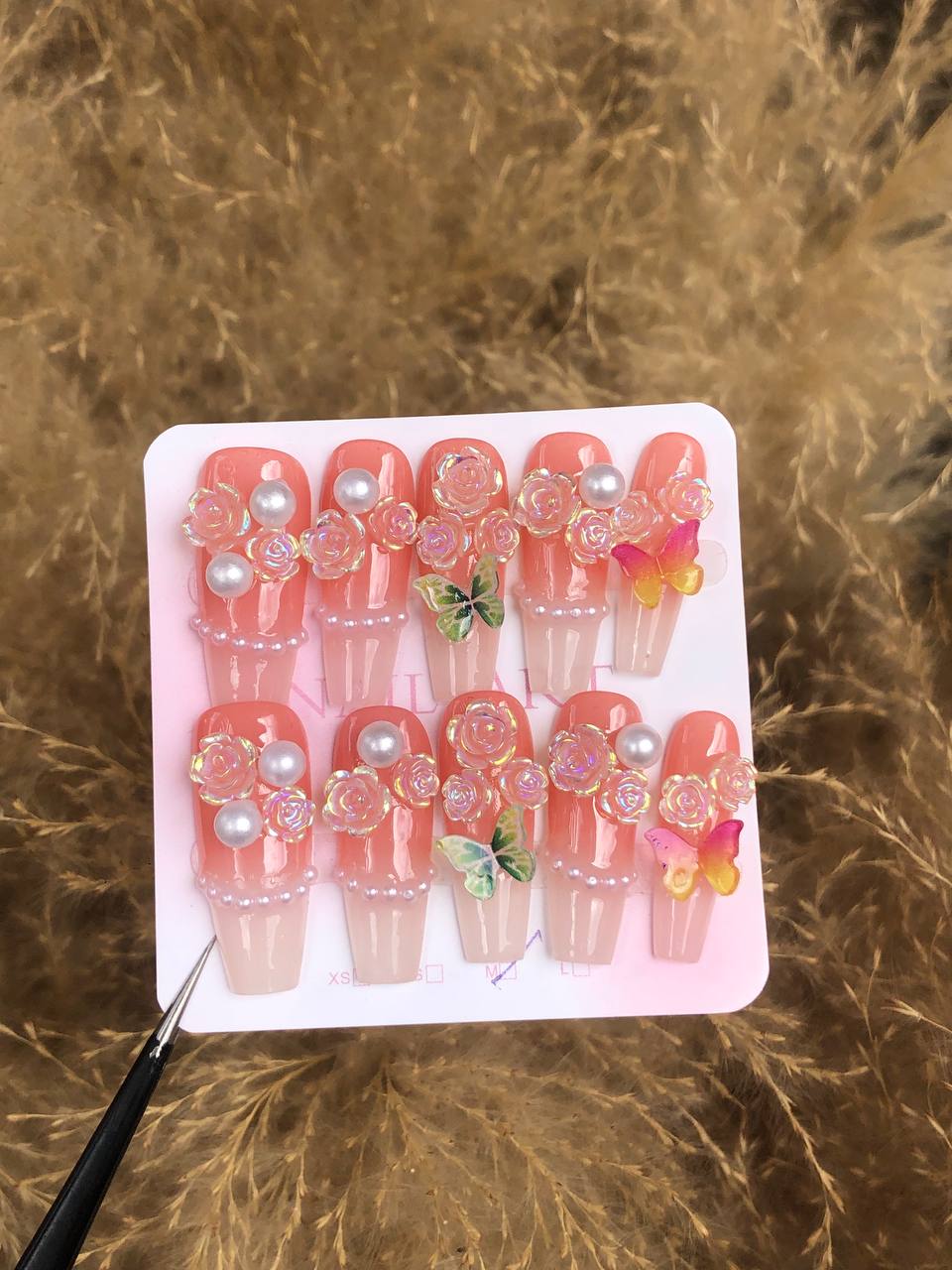 @JMhandmadepressonnails