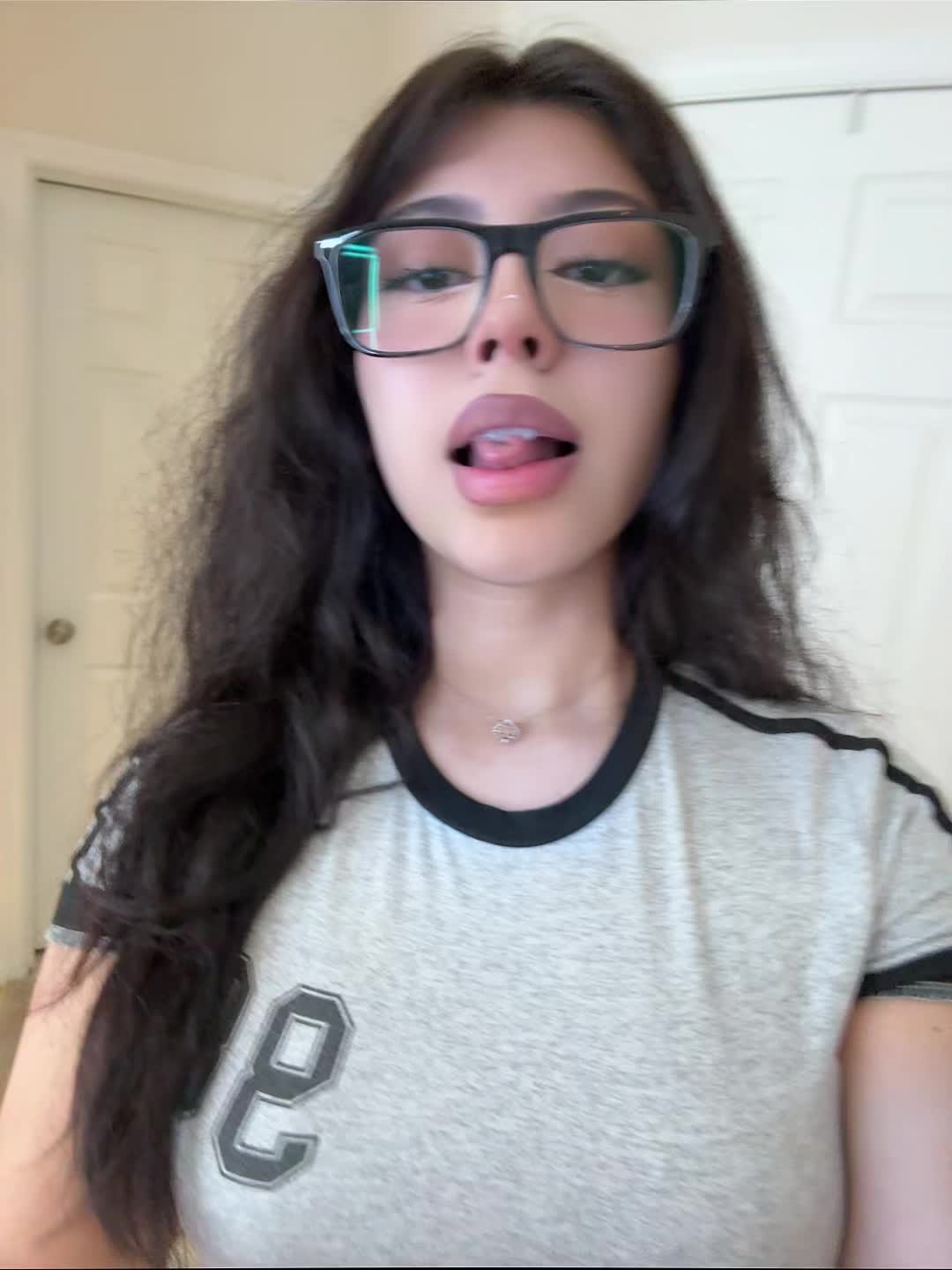 @Mely