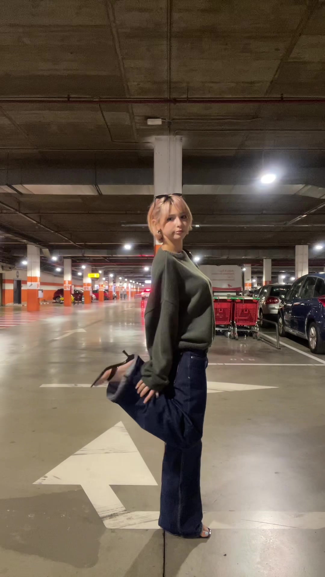 @peachesnbluesky