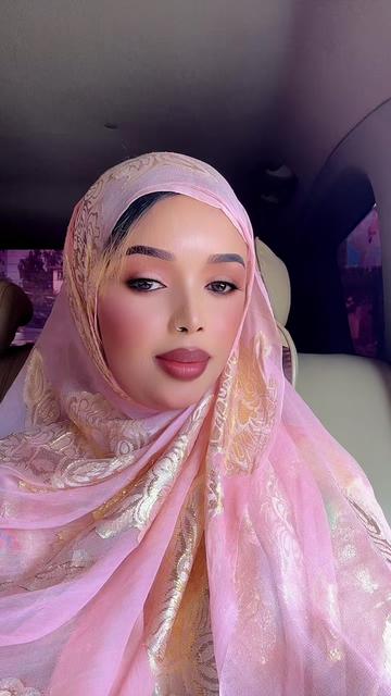 @amisha Qurux 🇸🇴