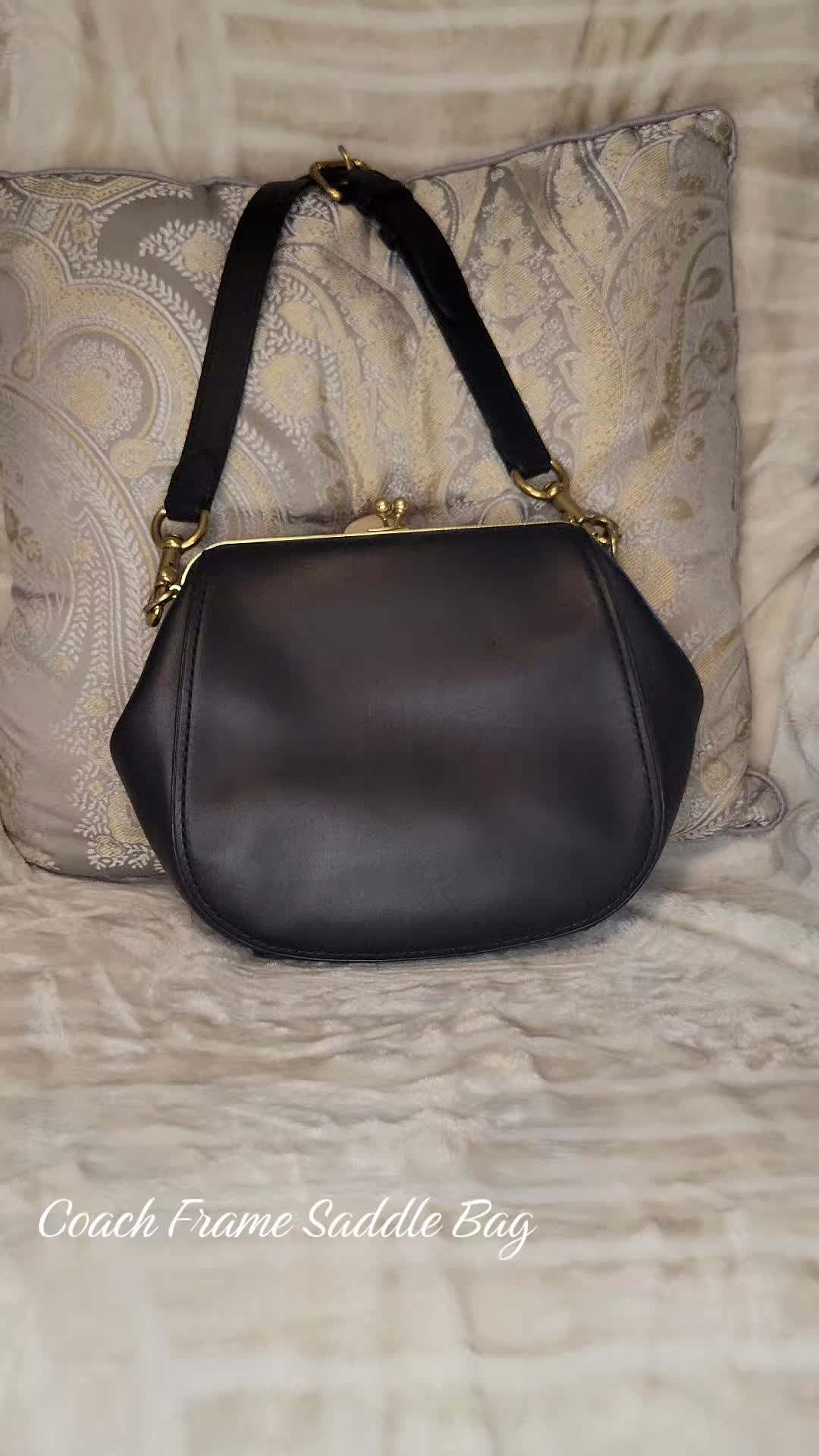 @CoolGirlCarry