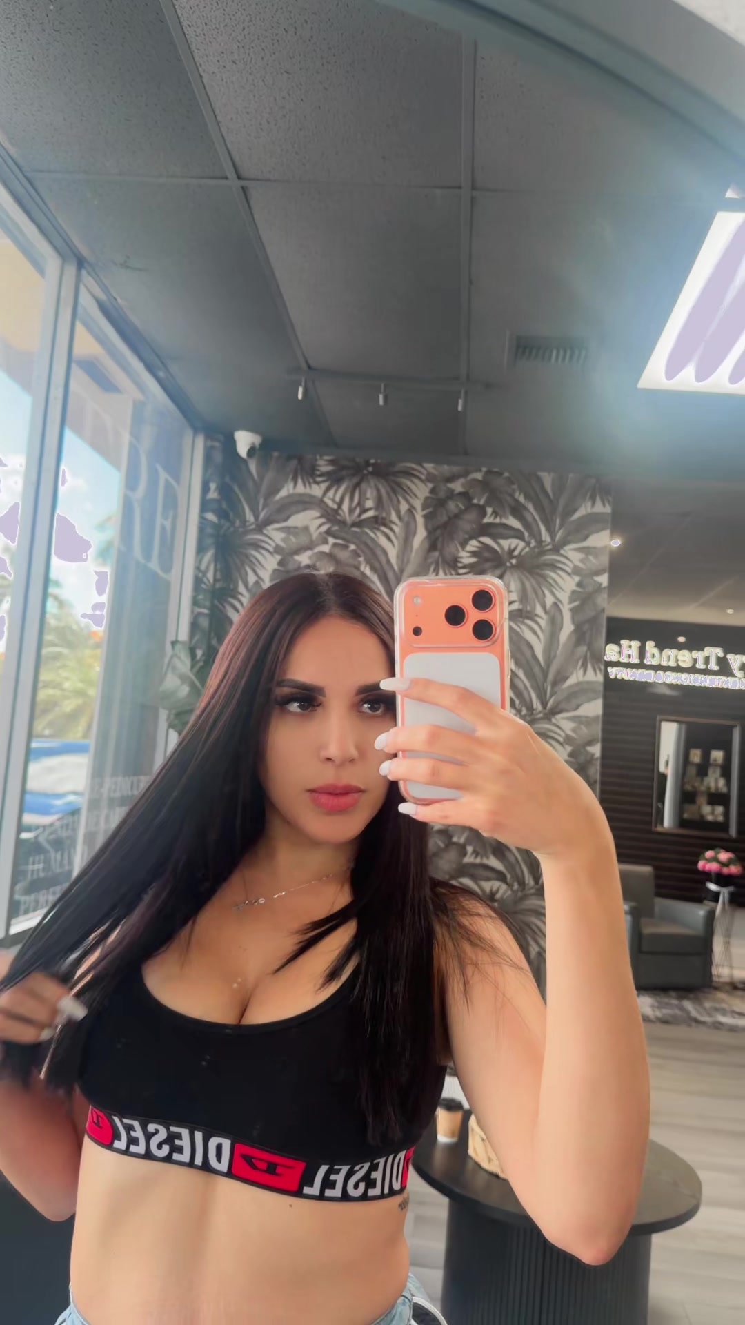 @Cynthia Leon423