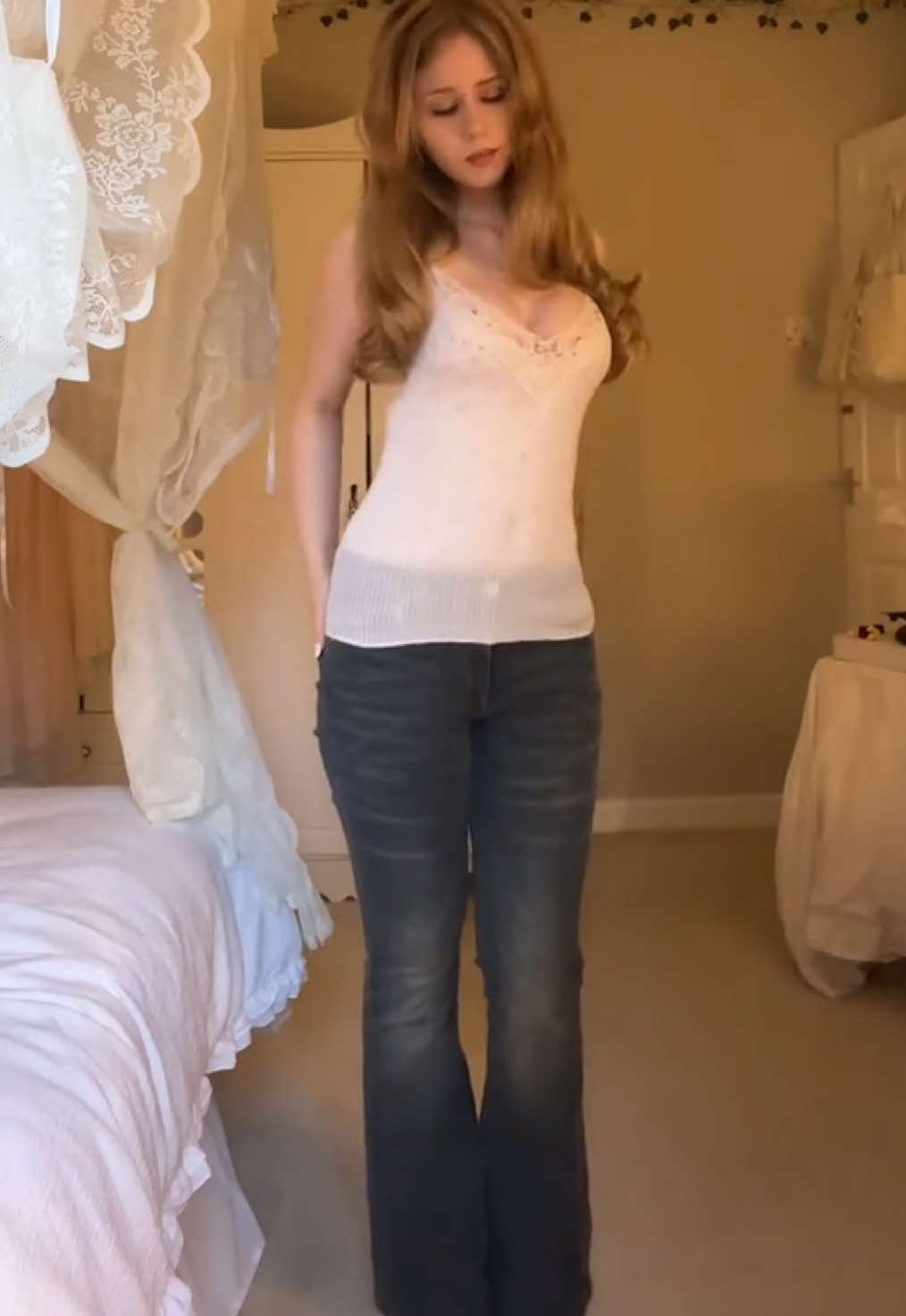 @𝐸𝑙𝑙𝑒