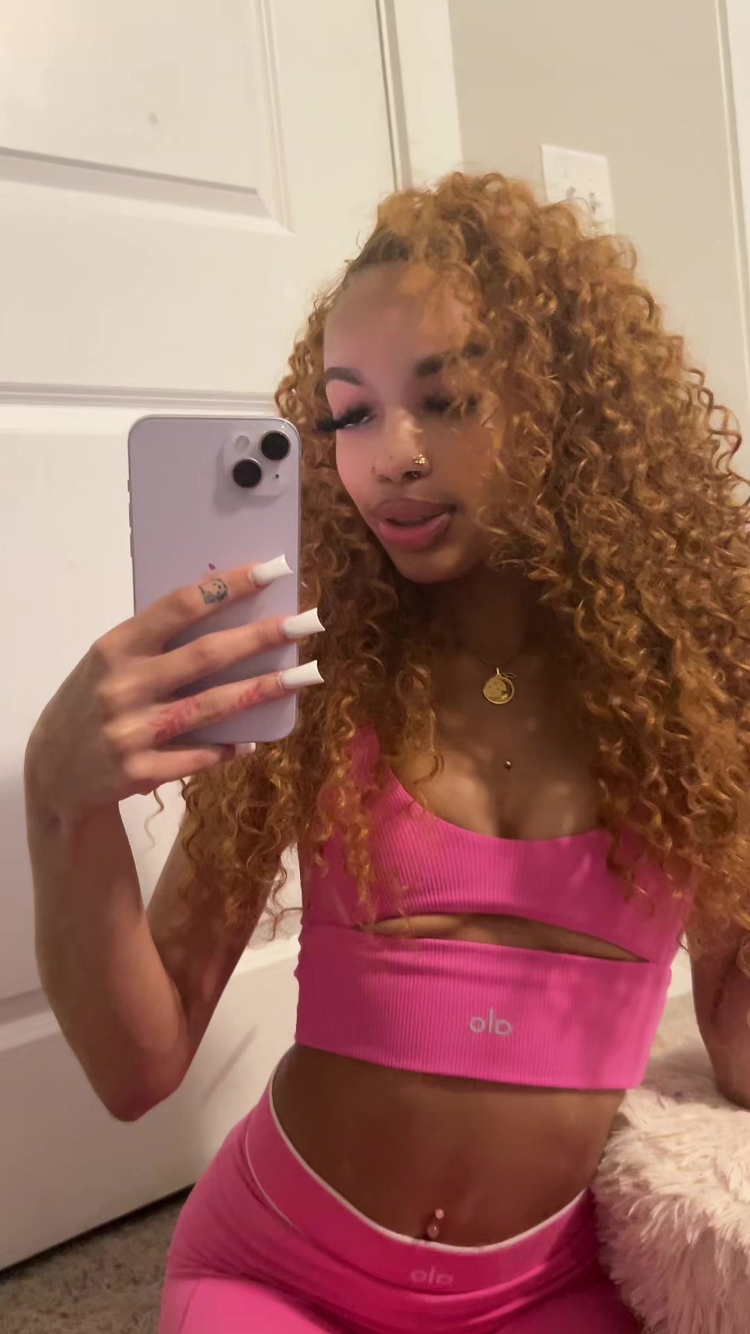 @Feen4._julia