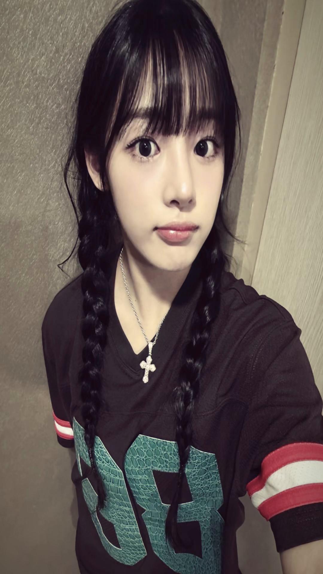@𝐧𝐚𝐧𝐚