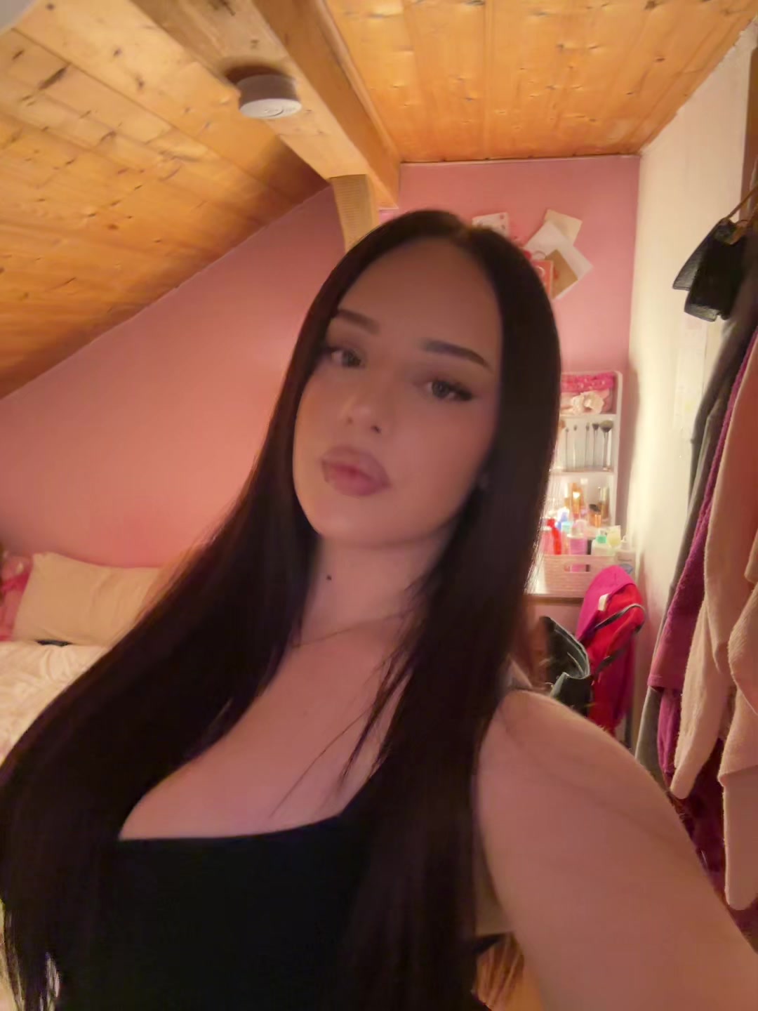 @ur🇦🇱mommy