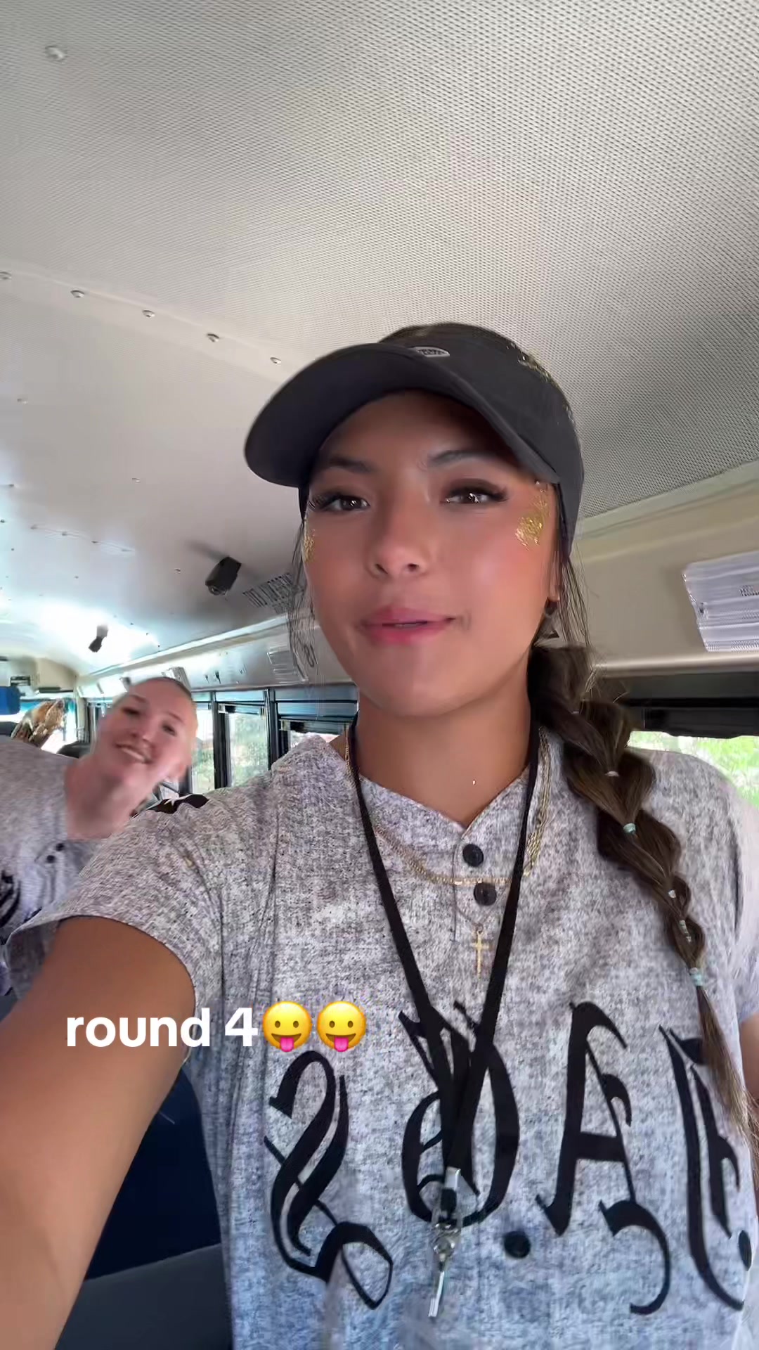 @mia🧟