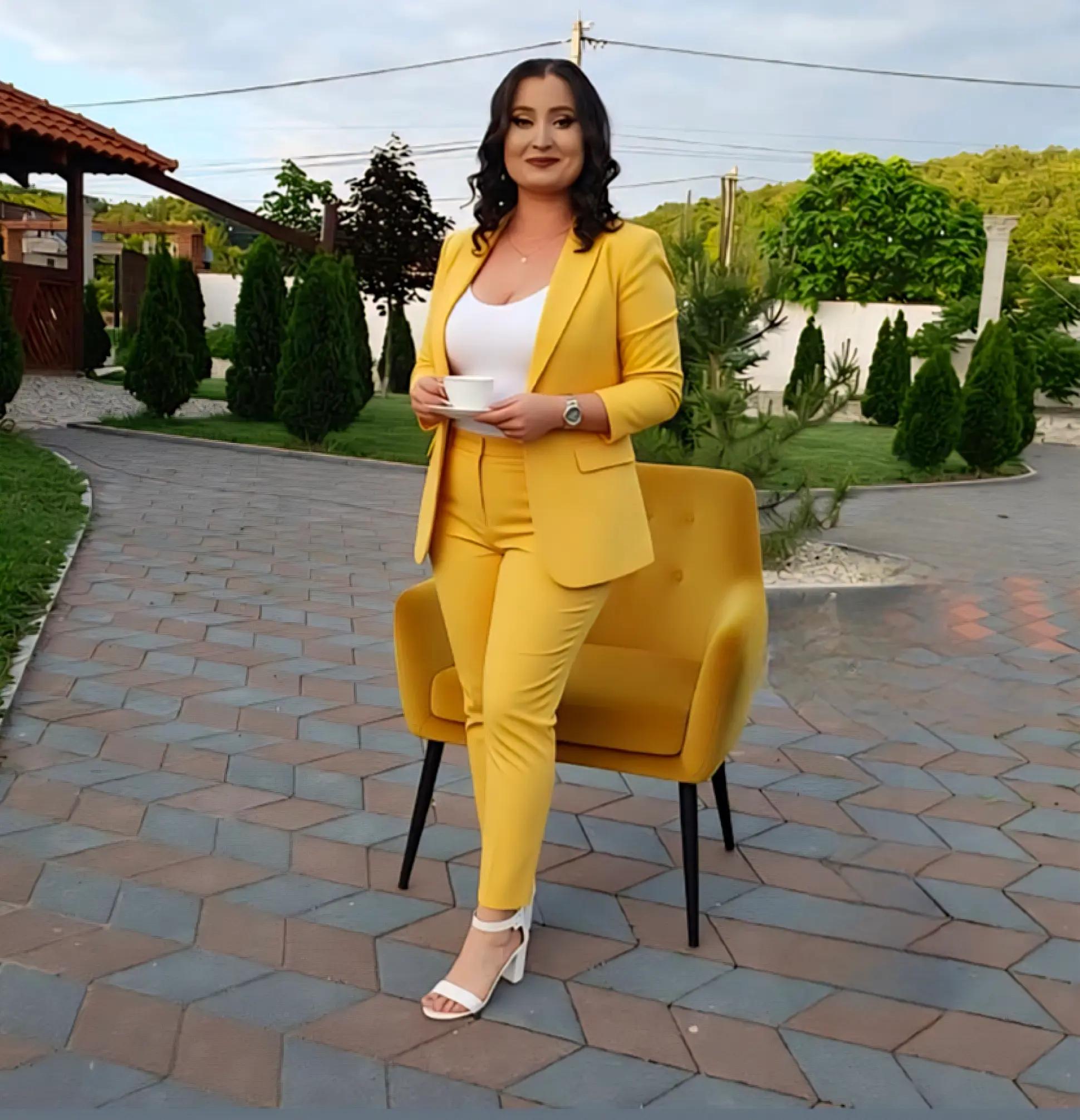 @Marinela V&icirc;lceanu
