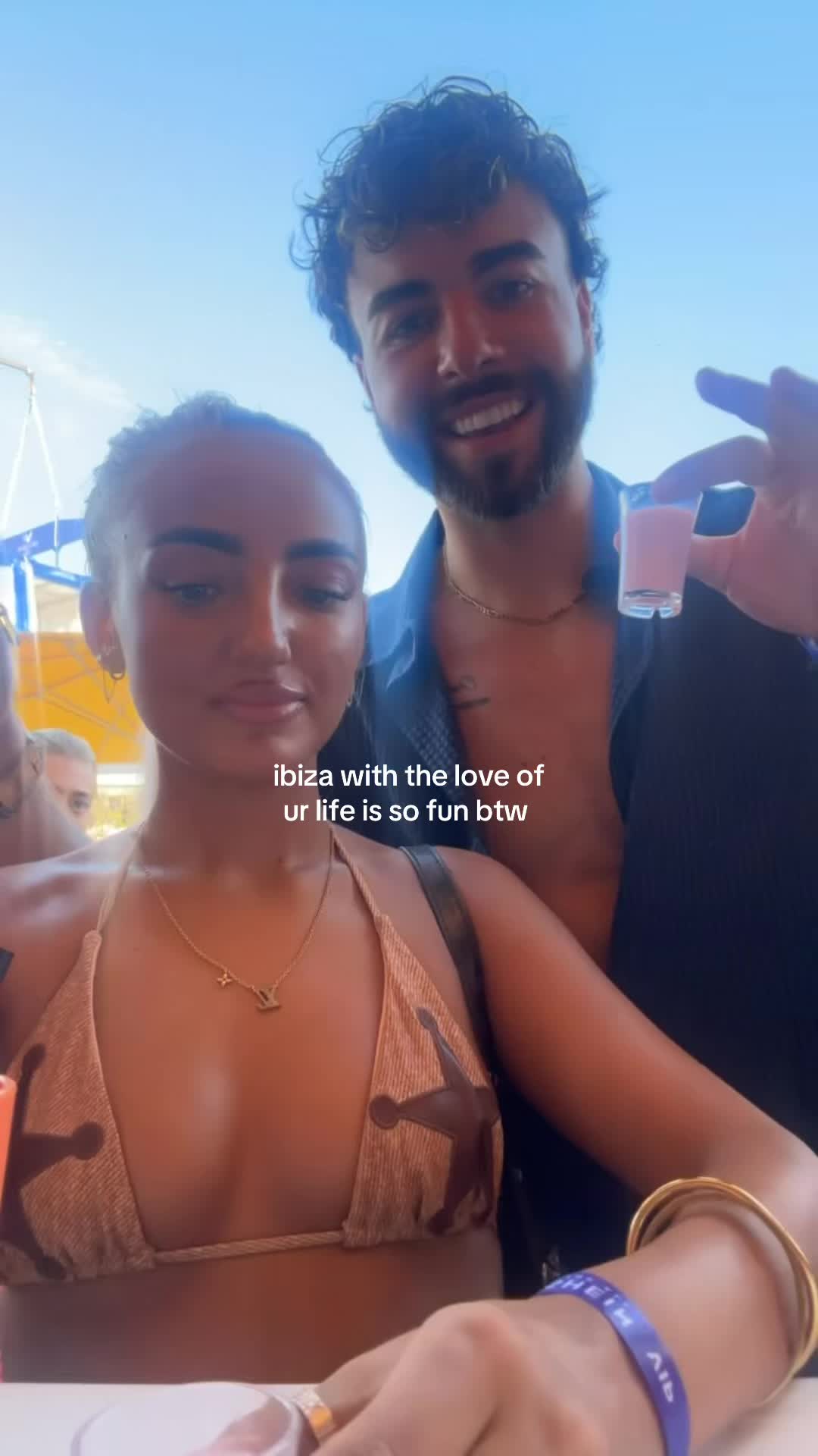 @ells🦋🦋🦋