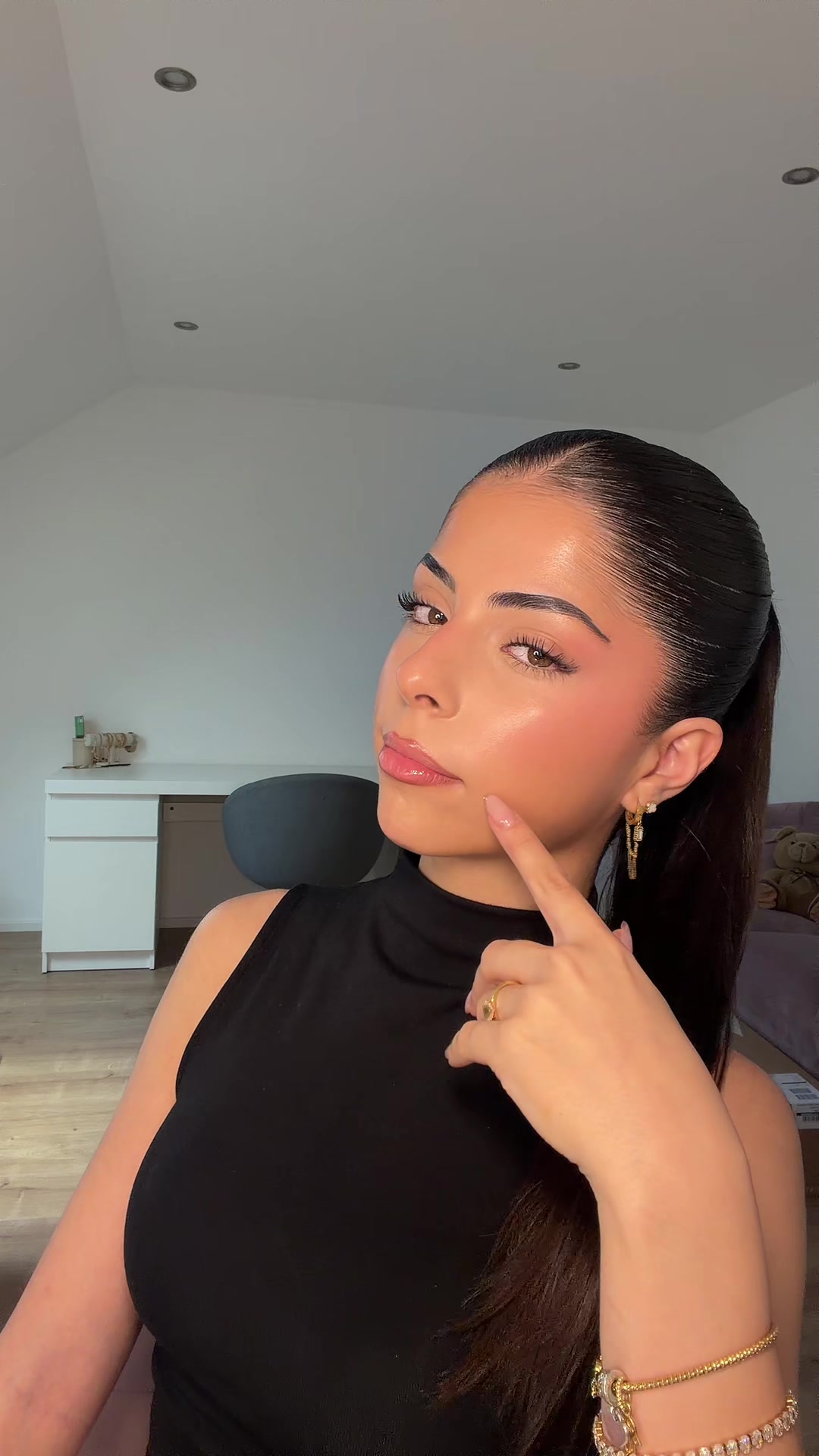@aylinults