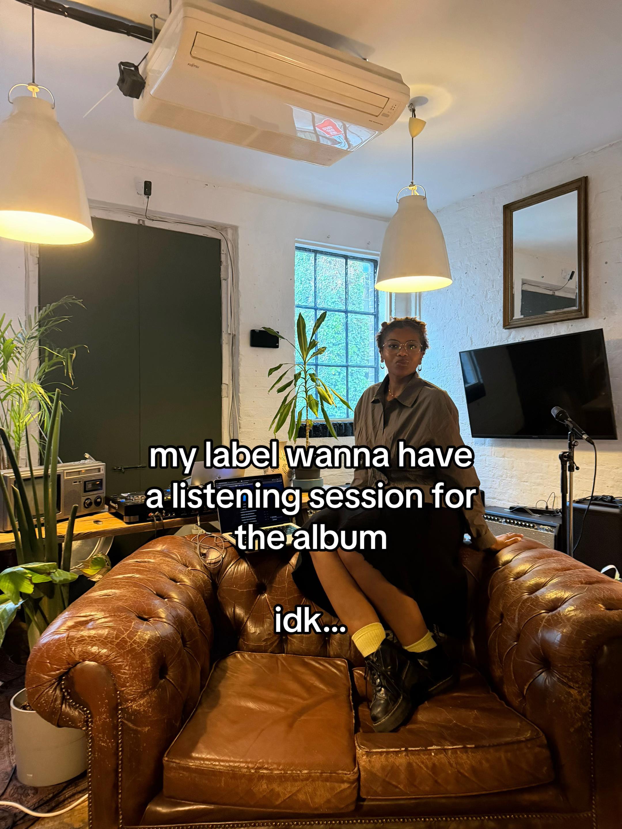 @claudia isaki