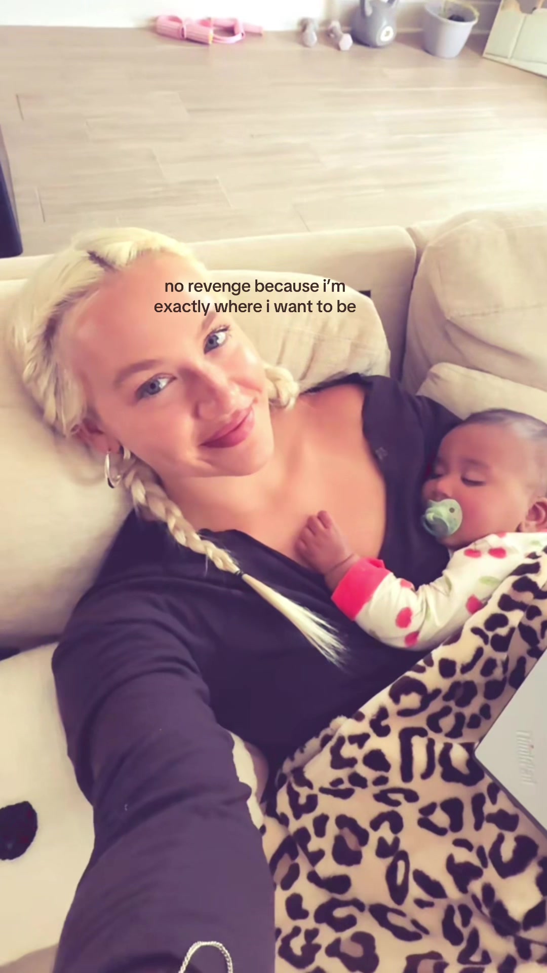 @mothermugz | girl mom!