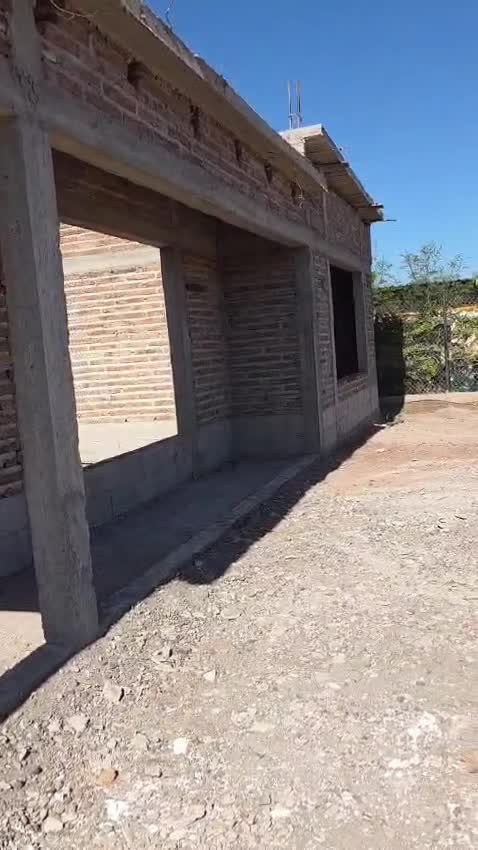@Marielos