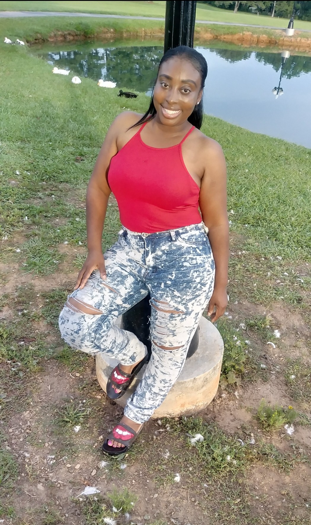 @latishabeshea
