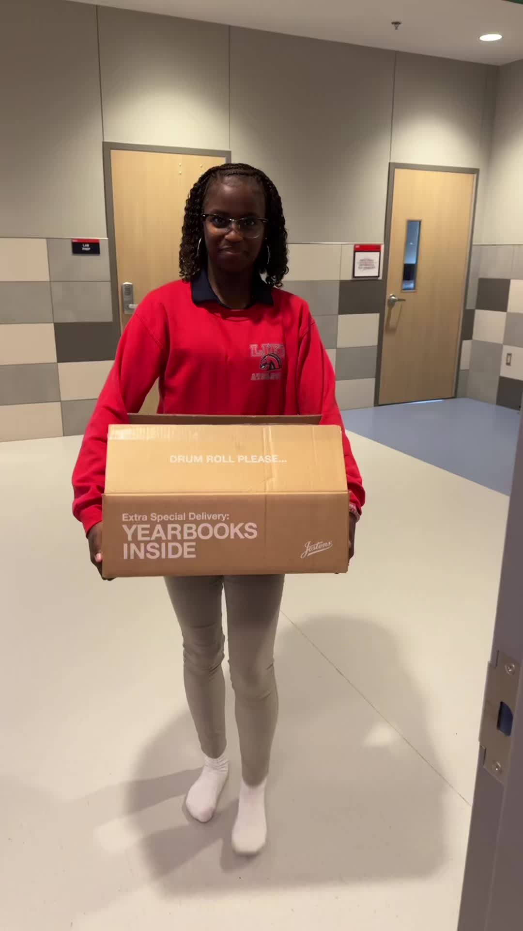 @Lhswyrbk